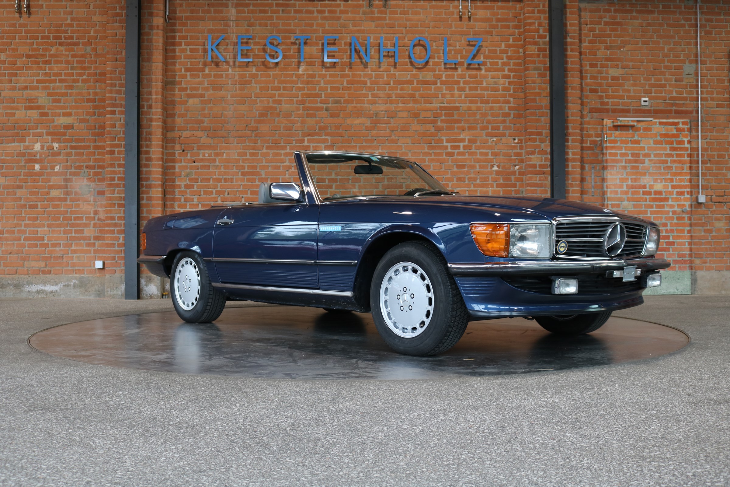 MERCEDES-BENZ SL 300