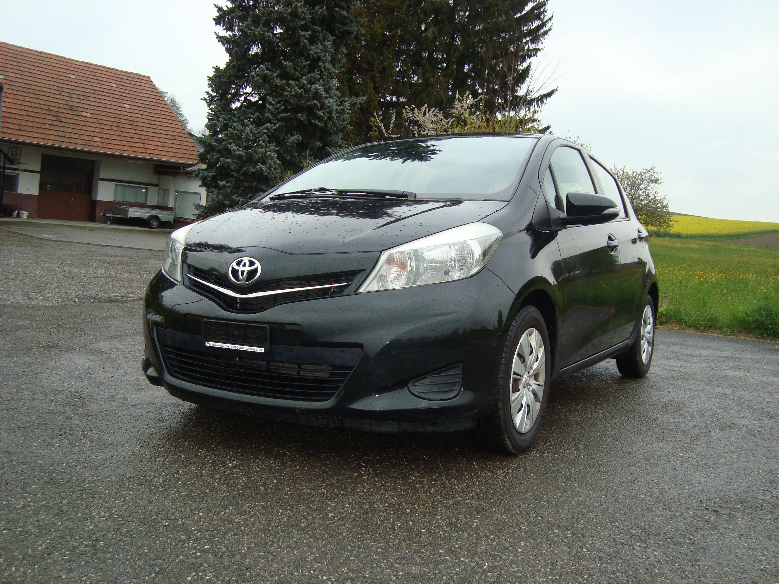 TOYOTA Yaris 1.33 Luna