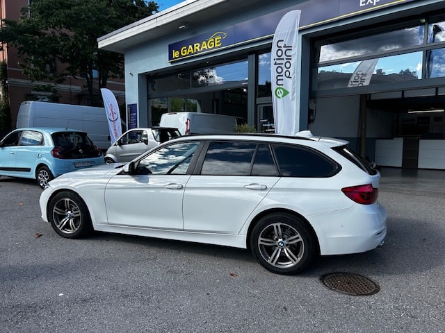 BMW 320d xDrive Touring Steptronic