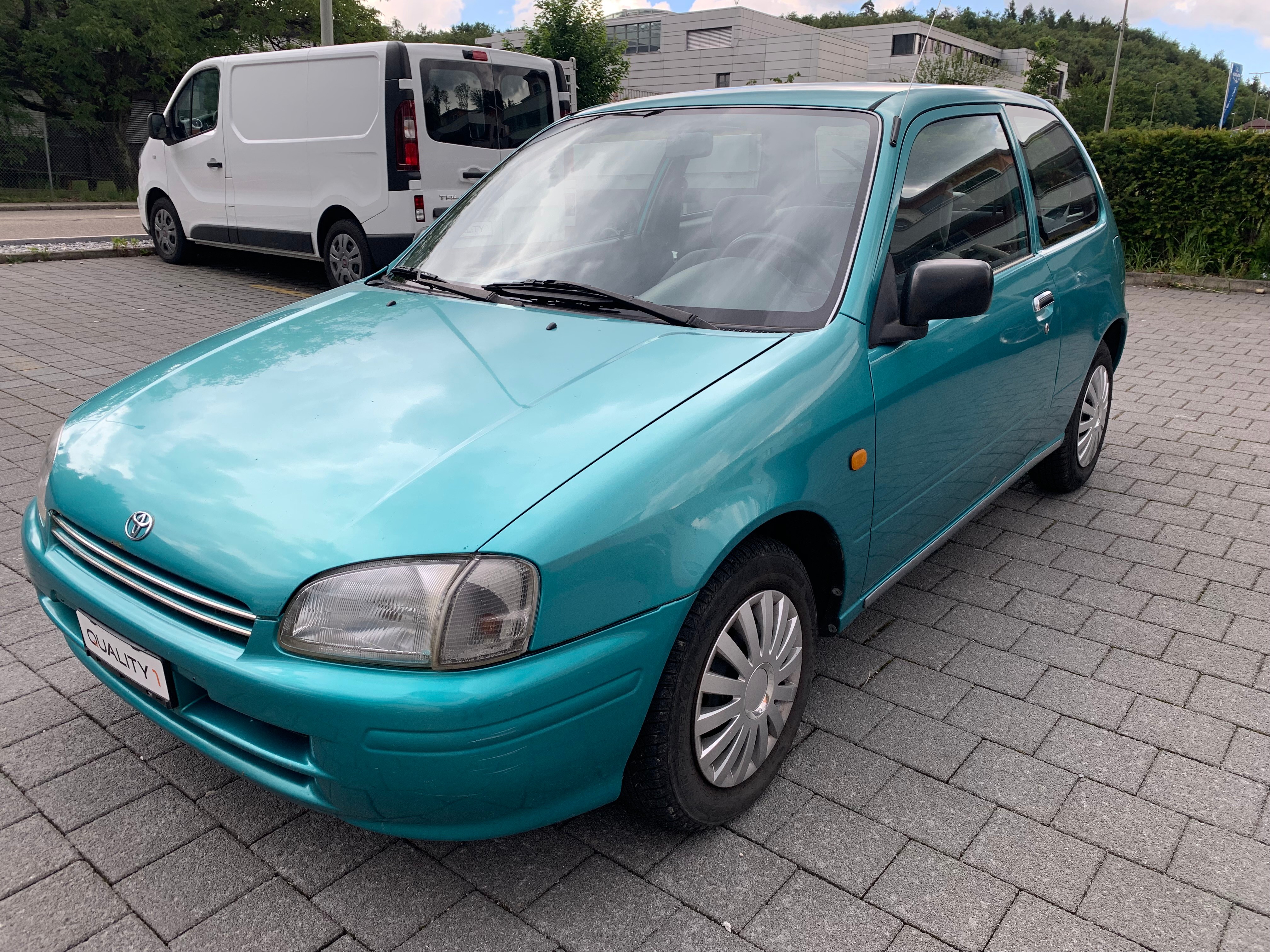 TOYOTA Starlet 1.3 Crystal