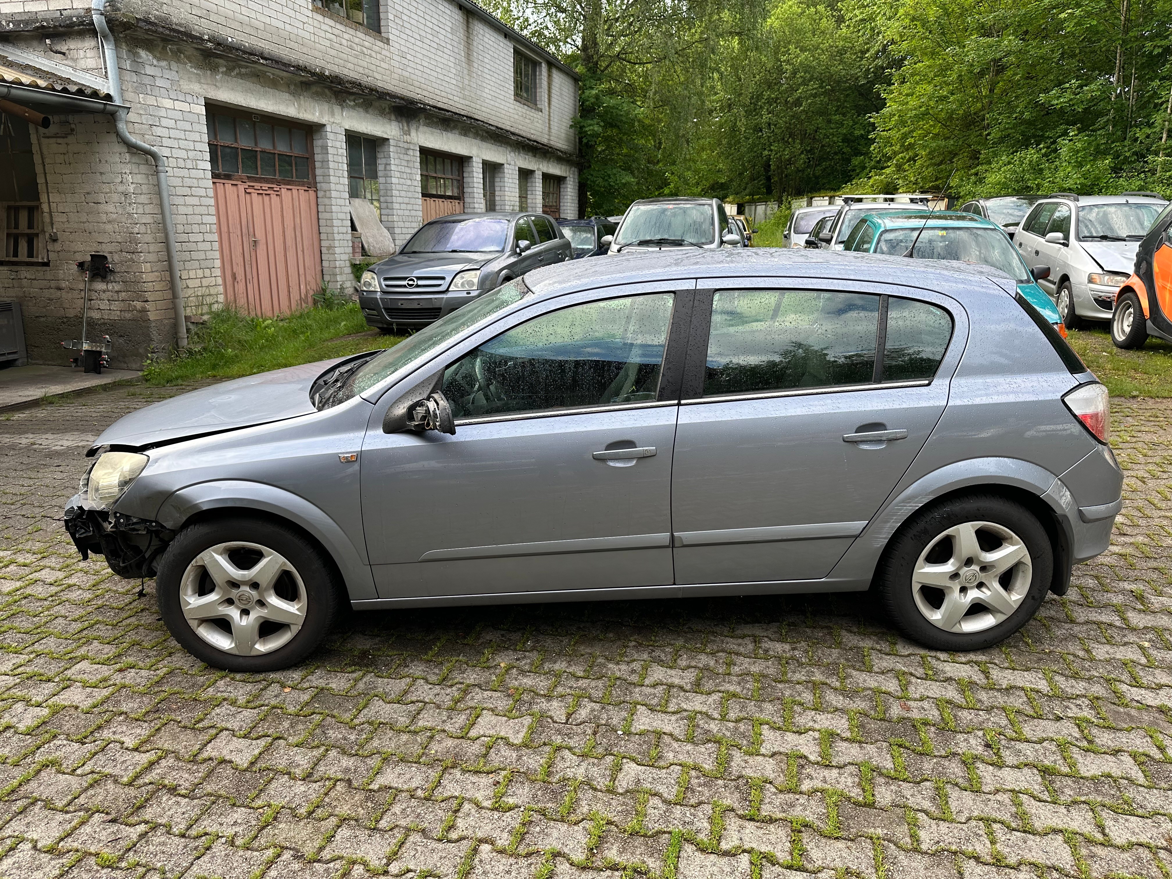 OPEL Astra 1.8i 16V Elegance