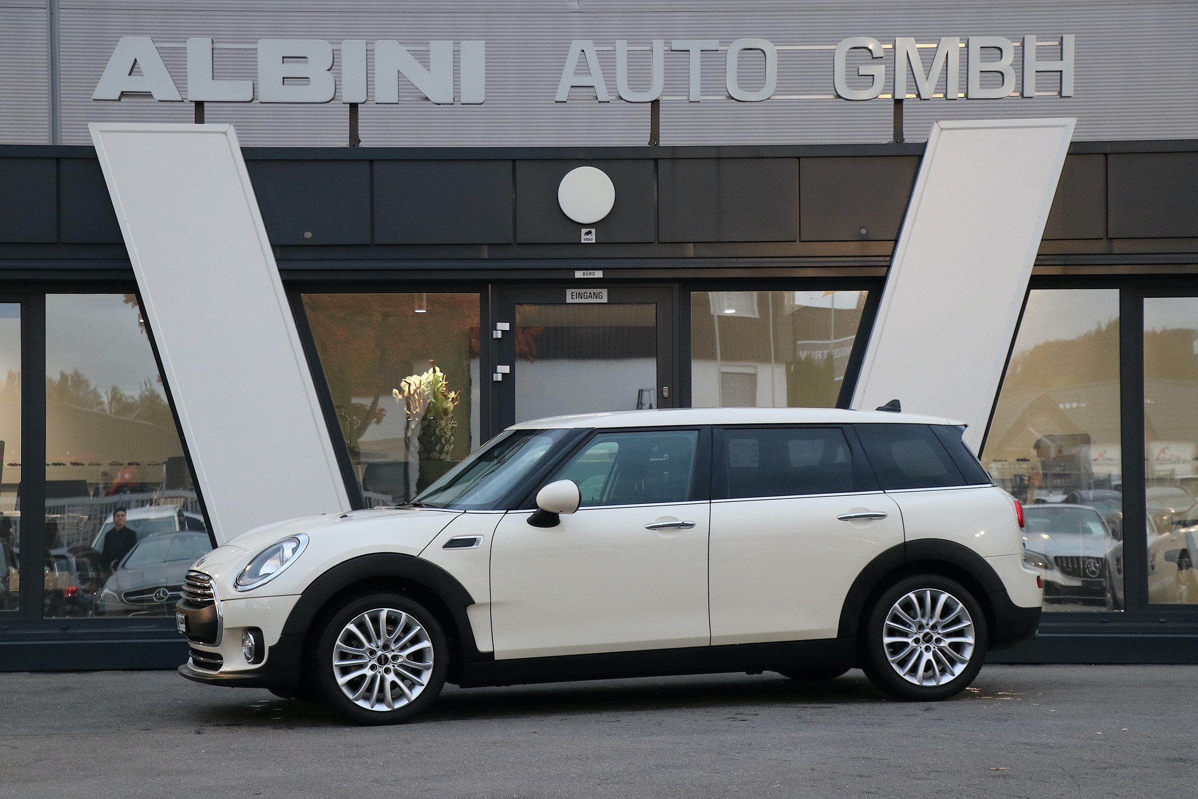 MINI Clubman One