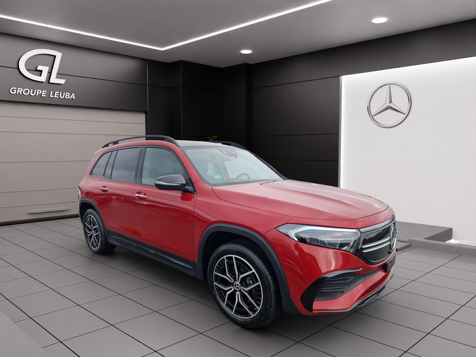 MERCEDES-BENZ EQB 350 66,5 kWh 4Matic Swiss Star