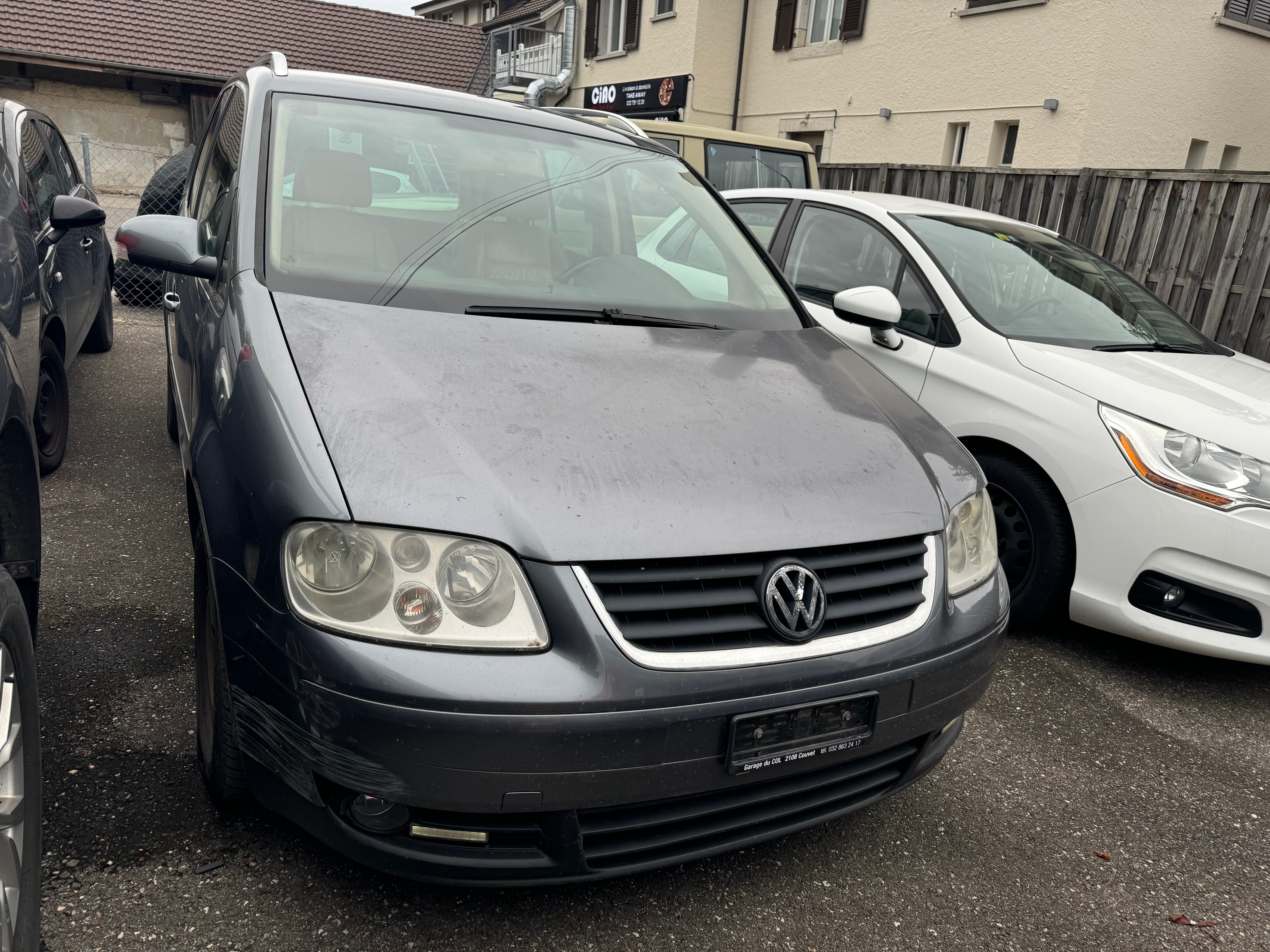 VW TOURAN