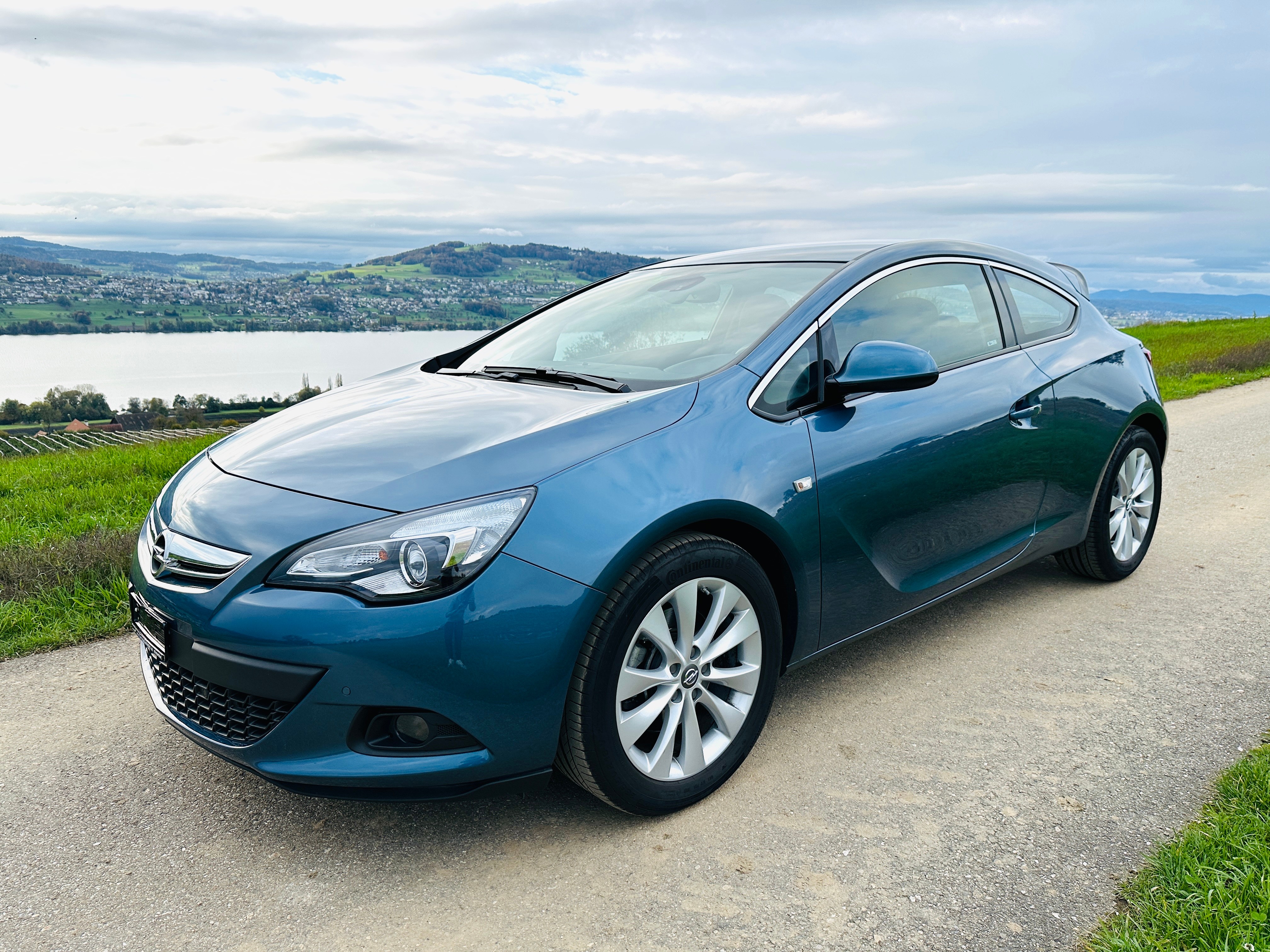 OPEL Astra GTC 1.6i 16V Sport