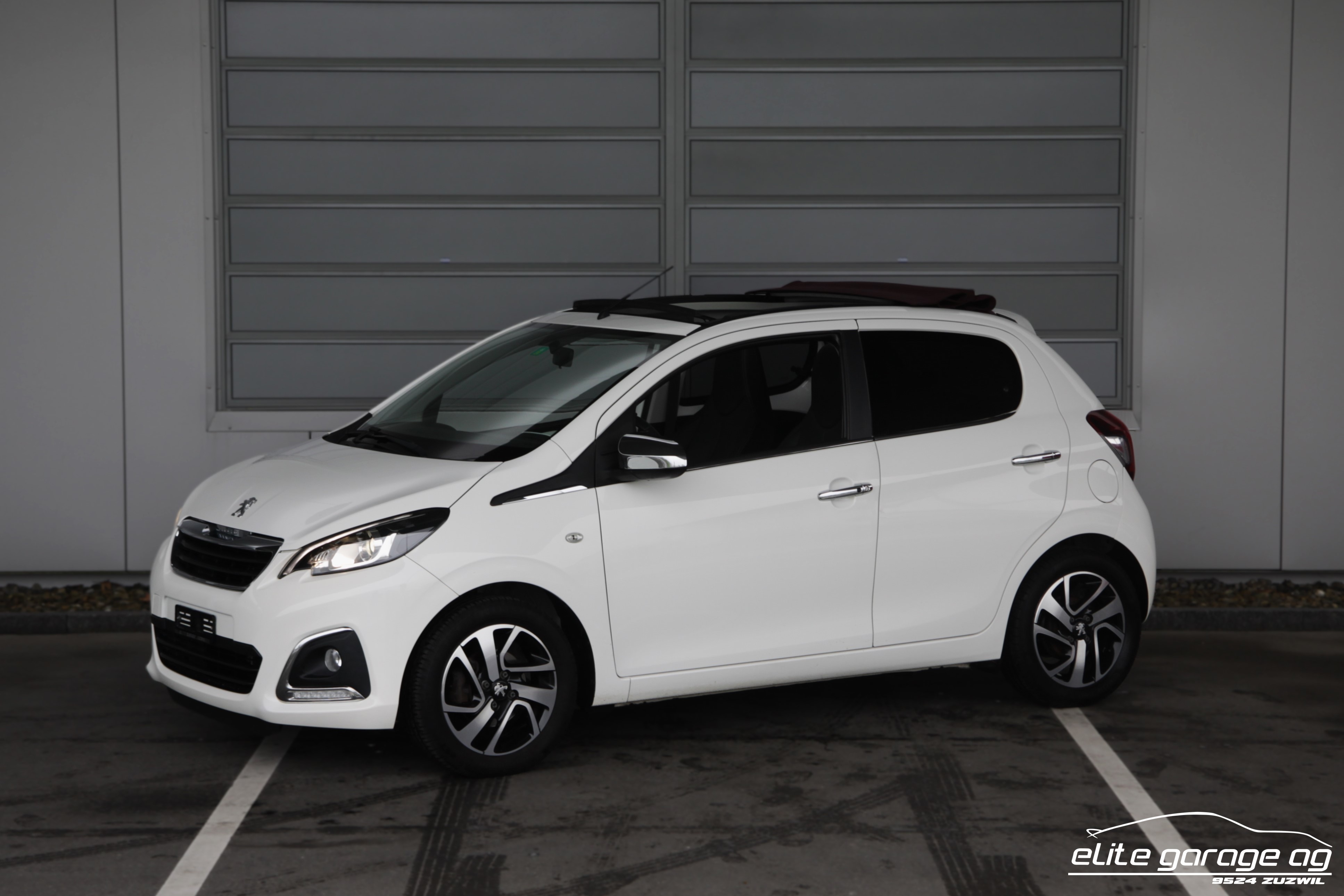 PEUGEOT 108 1.2 VTi Active Top