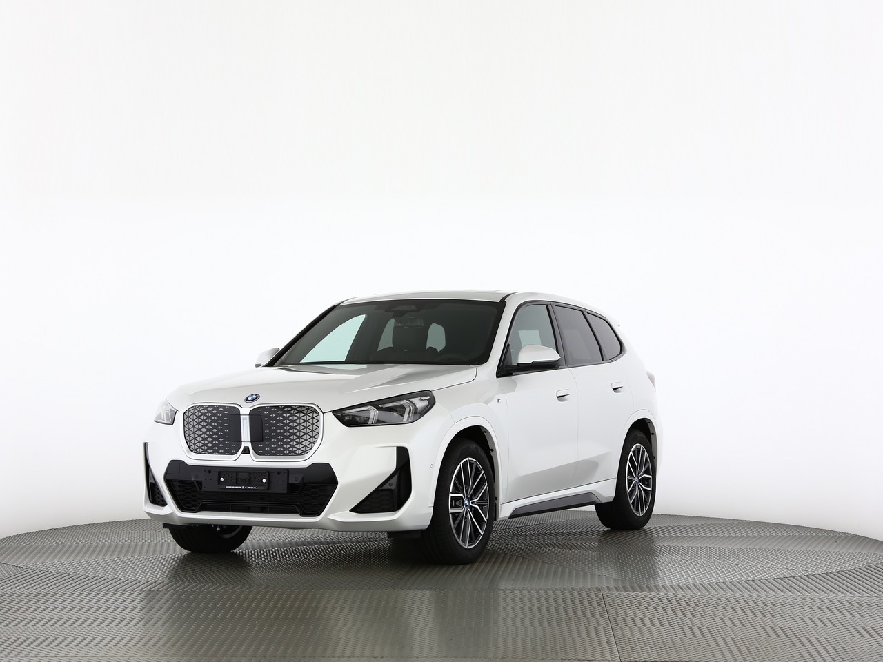 BMW iX1 xDrive 30 M Sport