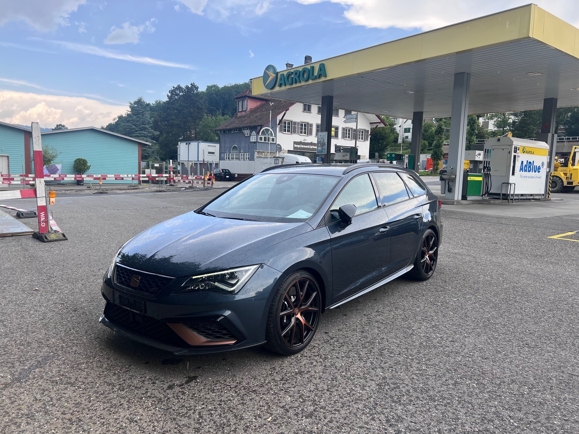 SEAT Leon ST 2.0 TSI Cupra R 300 4 Drive DSG