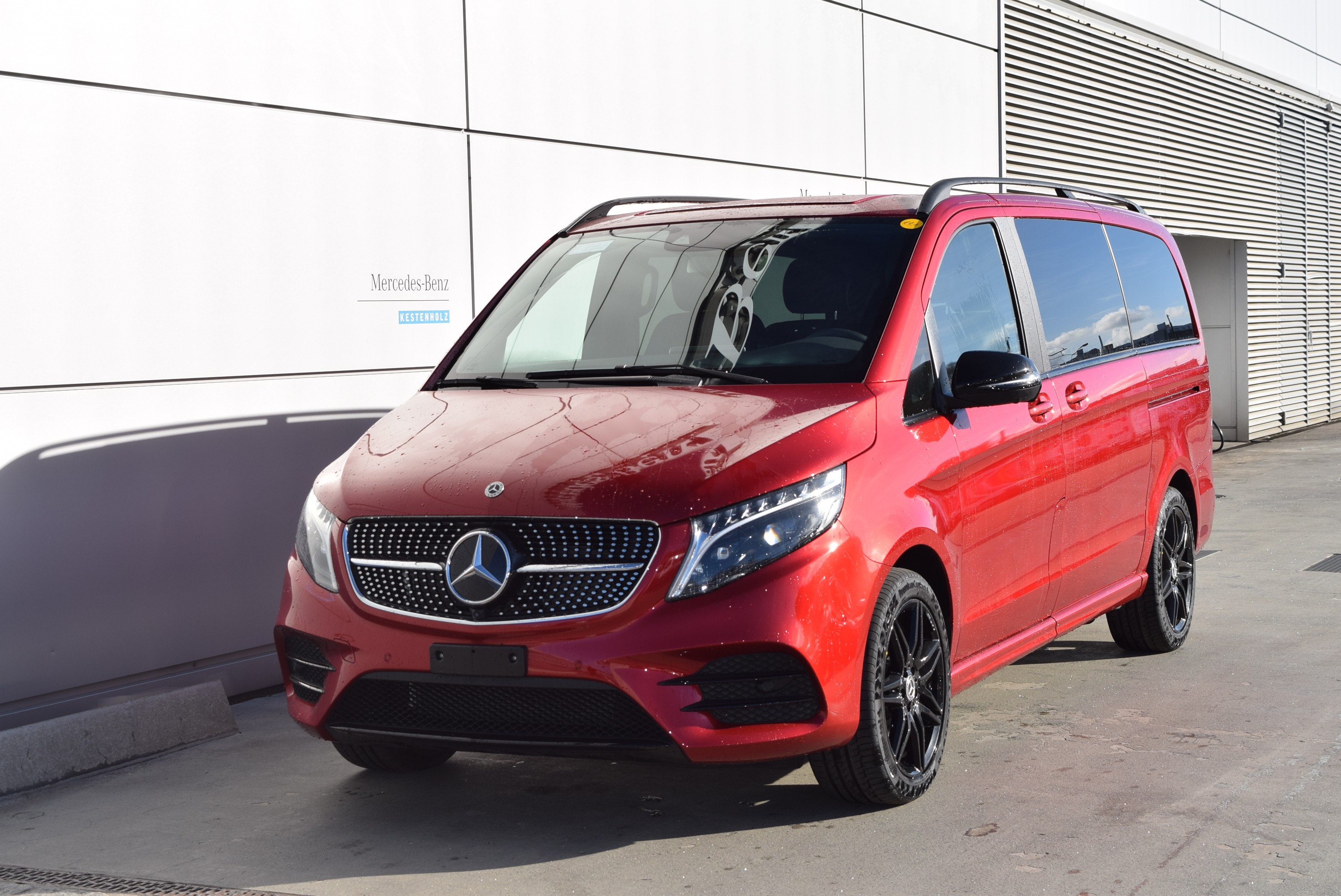 MERCEDES-BENZ V 300 d lang Swiss Edition 4Matic 9G-Tronic