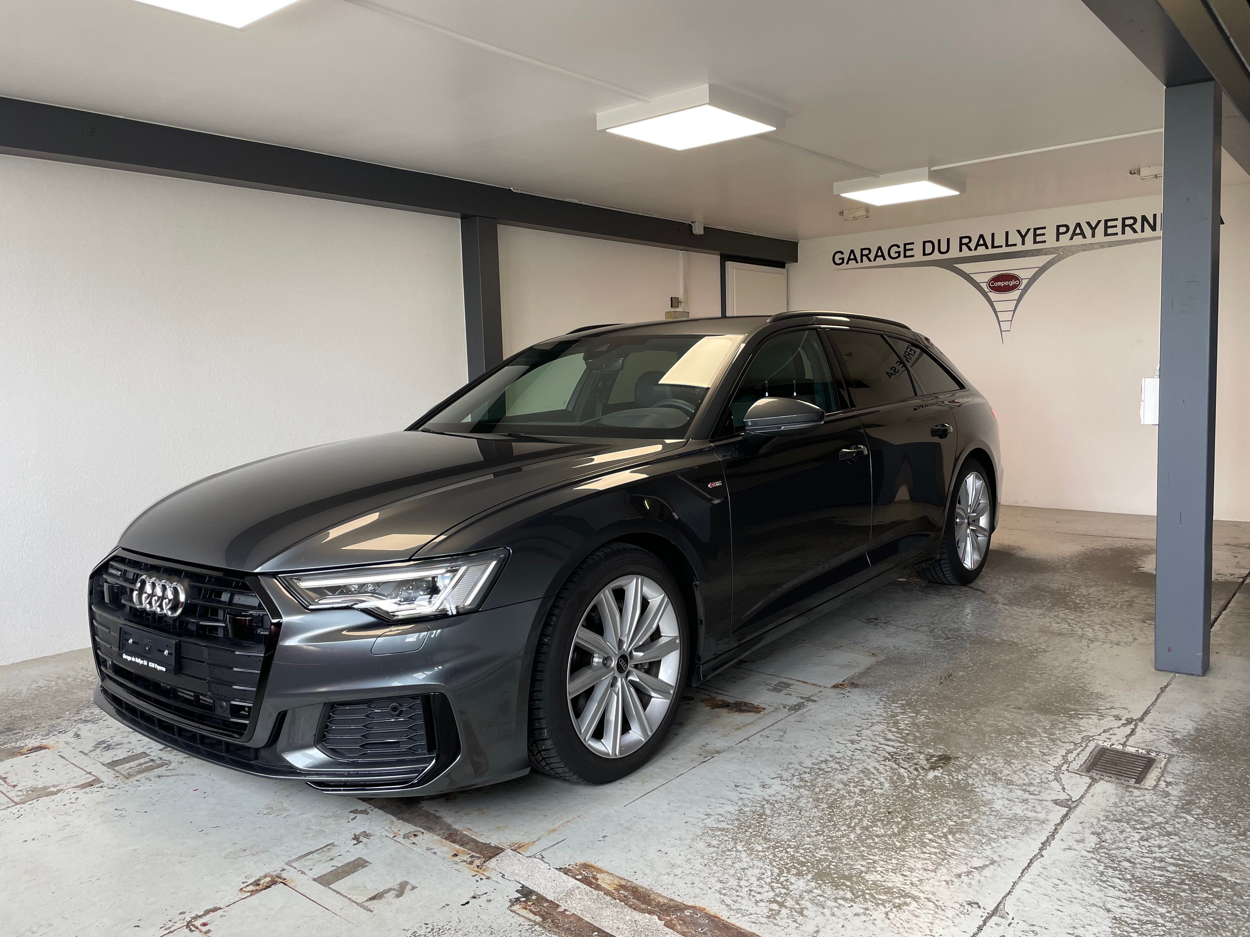 AUDI A6 Avant 45 TFSI Sport S-tronic quattro