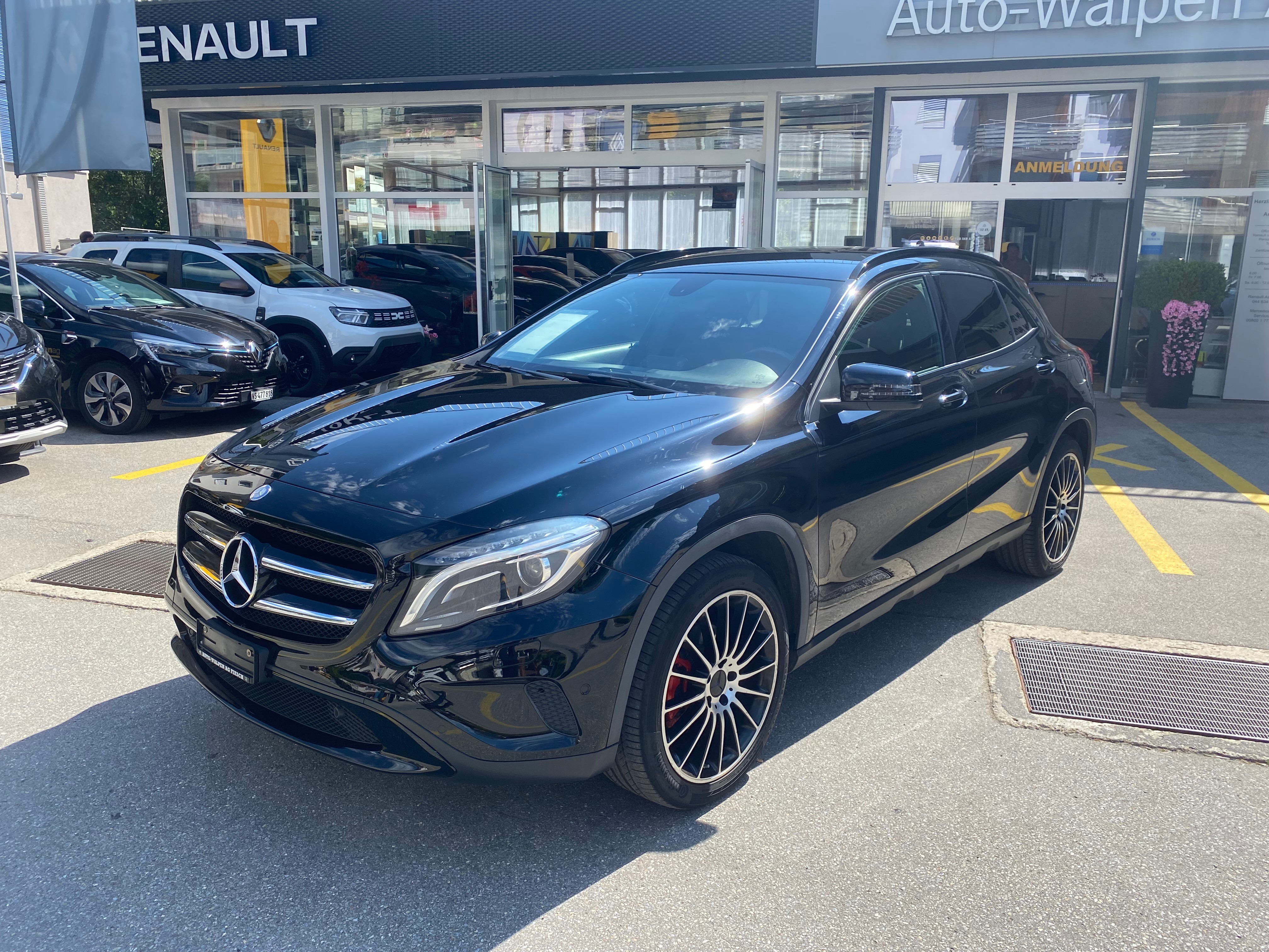 MERCEDES-BENZ GLA 220 CDI Urban 4Matic