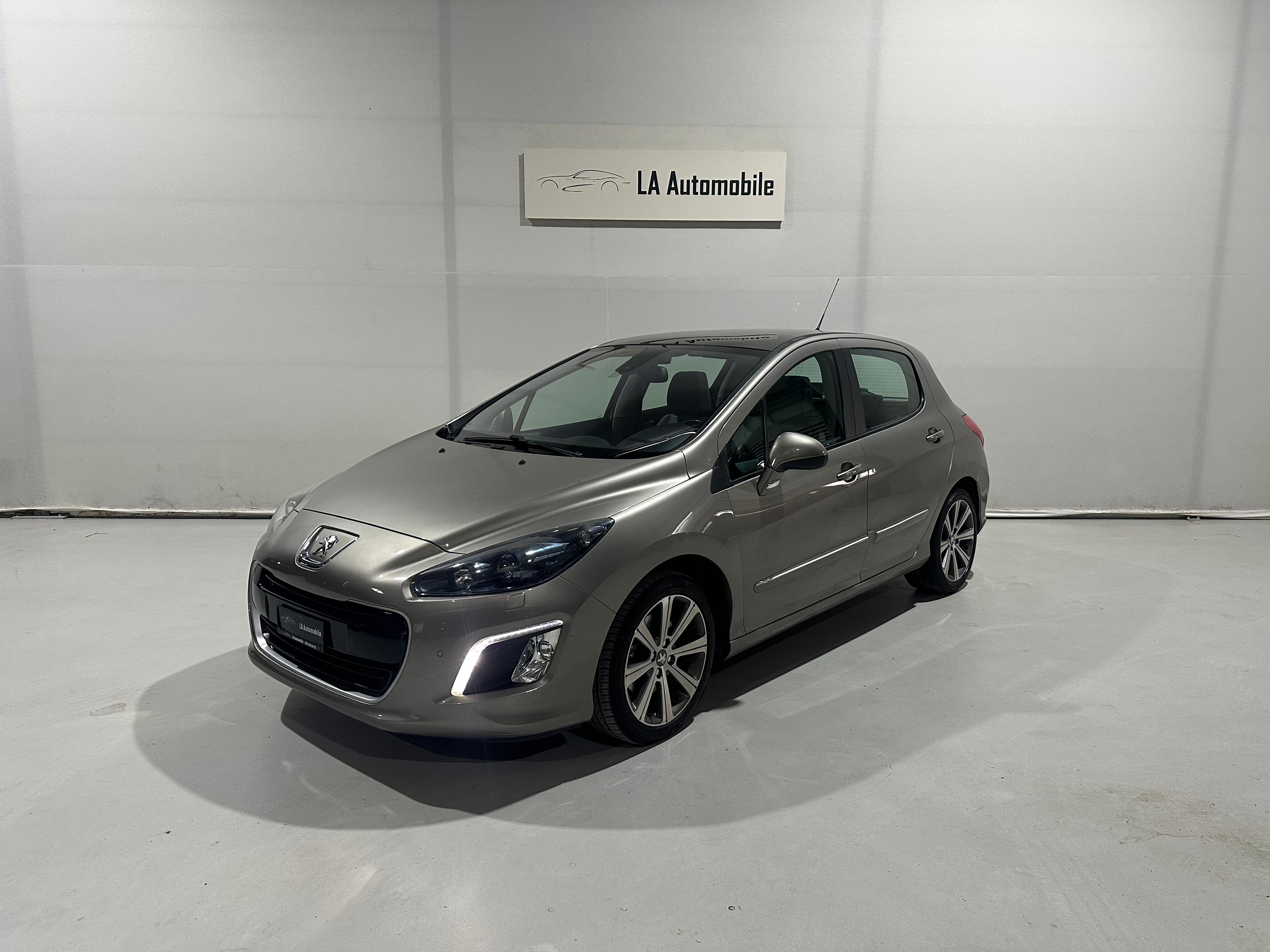 PEUGEOT 308 1.6 16V T Sport Pack