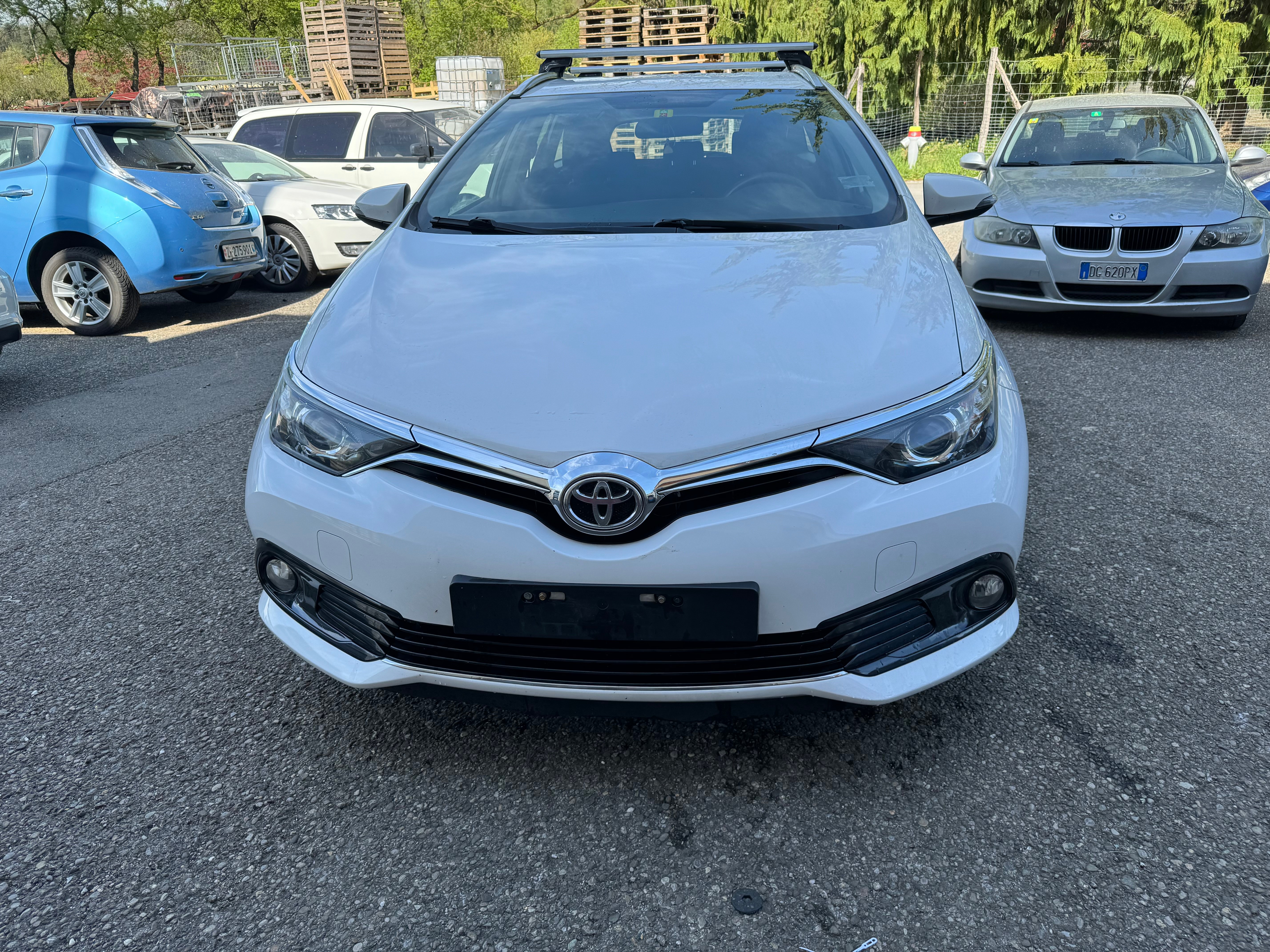 TOYOTA Auris Touring Sports 1.2 Turbo Luna