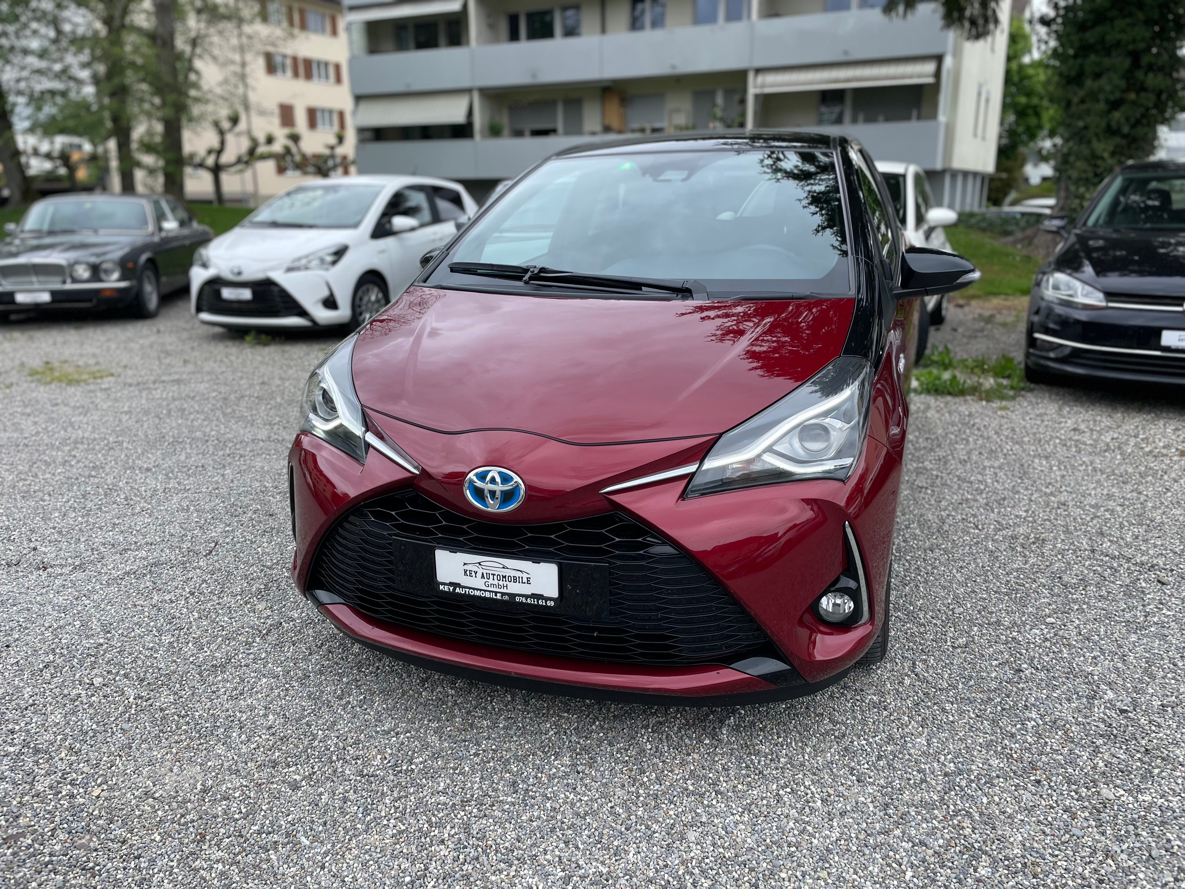 TOYOTA Yaris 1.5 VVT-i Hybrid Limited e-CVT