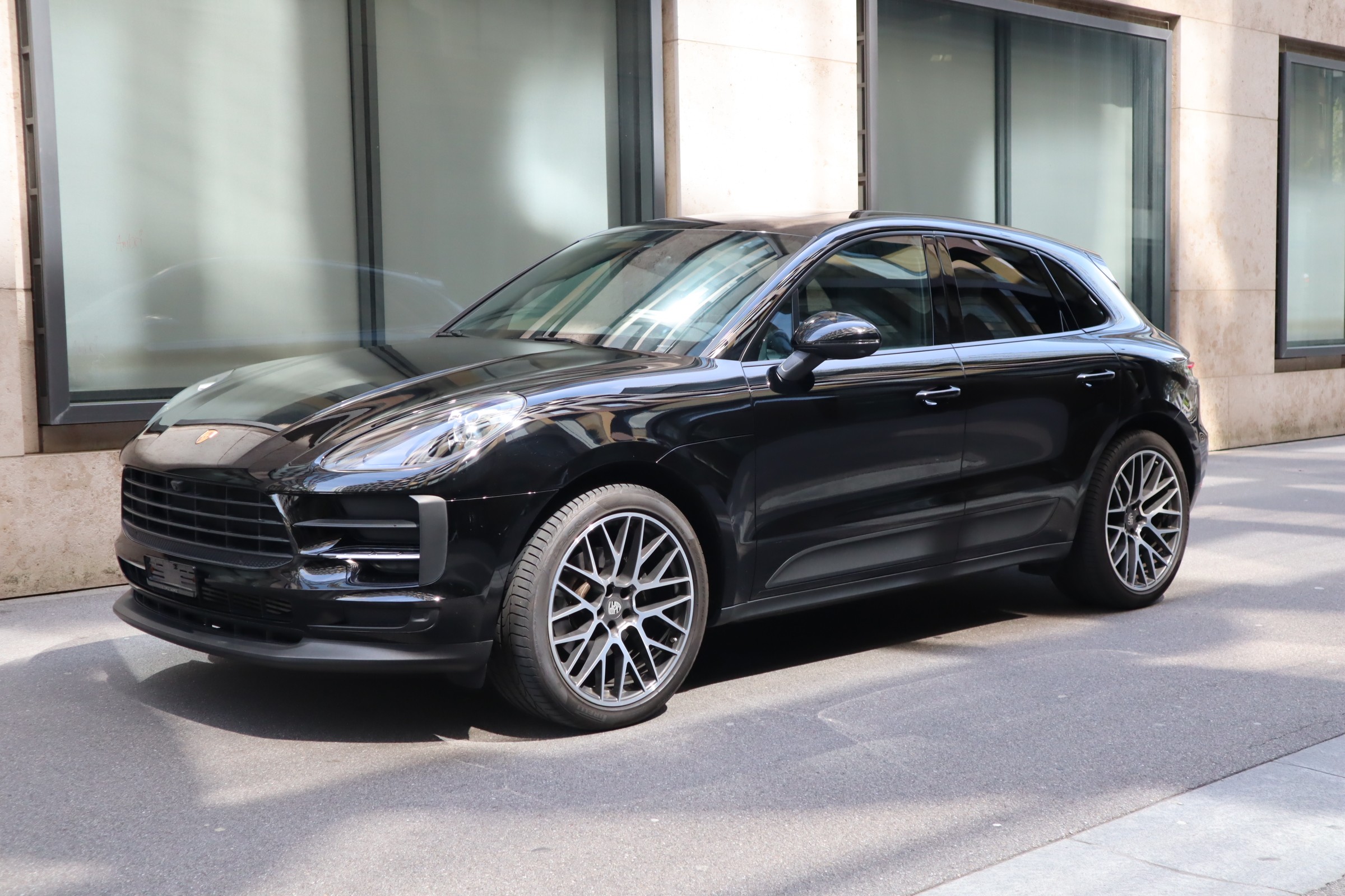 PORSCHE Macan PDK