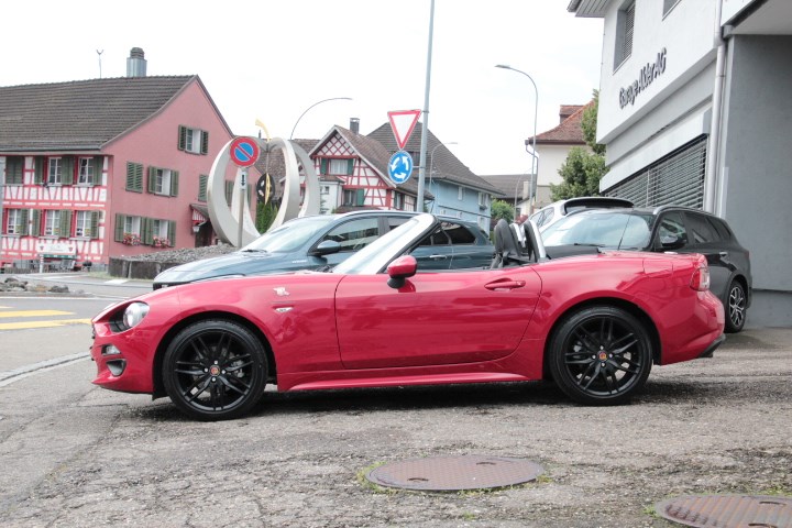 FIAT 124 Spider 1.4 MultiAir Lusso Abarth Look