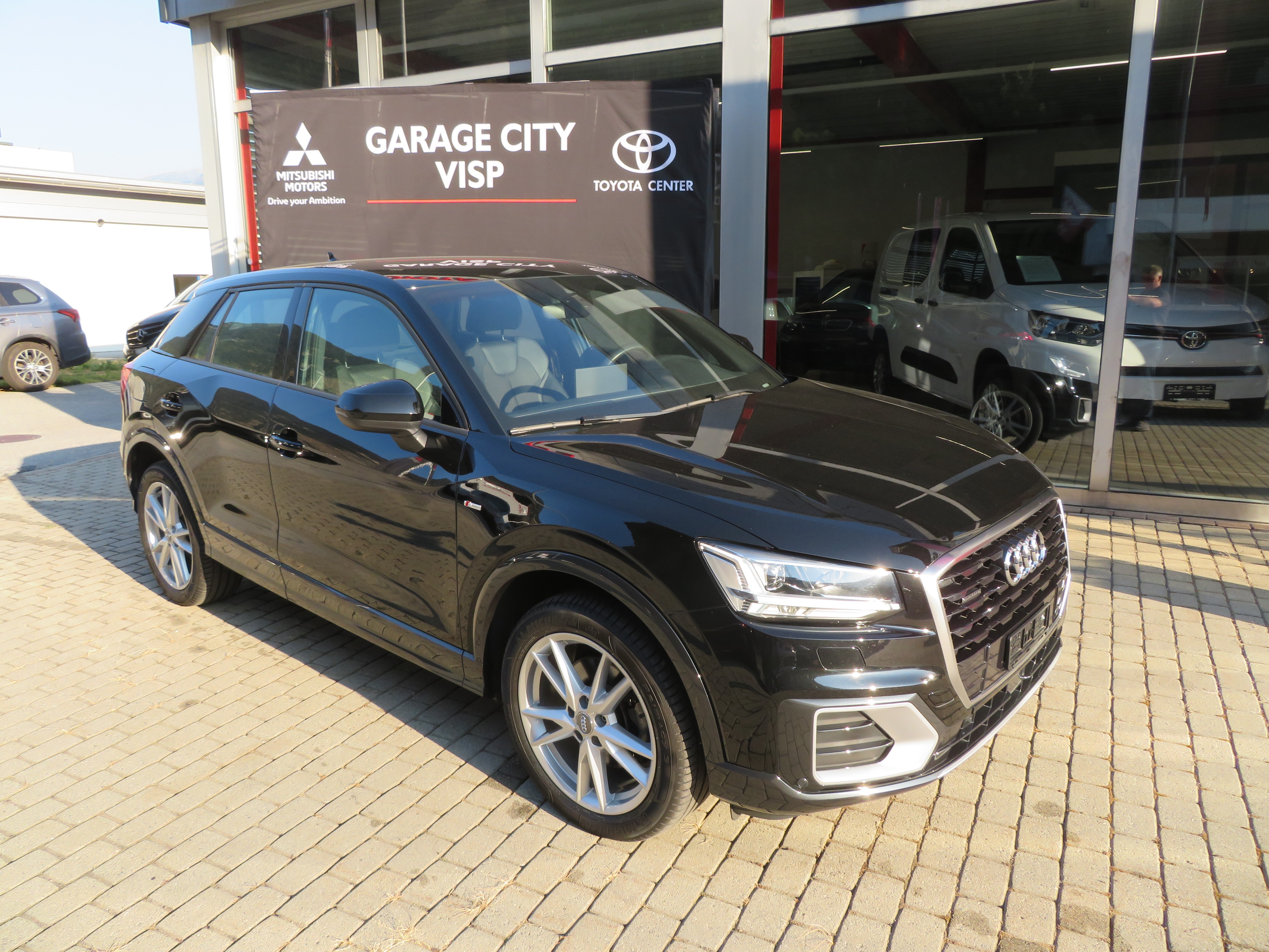 AUDI Q2 2.0 TFSI sport quattro S-tronic