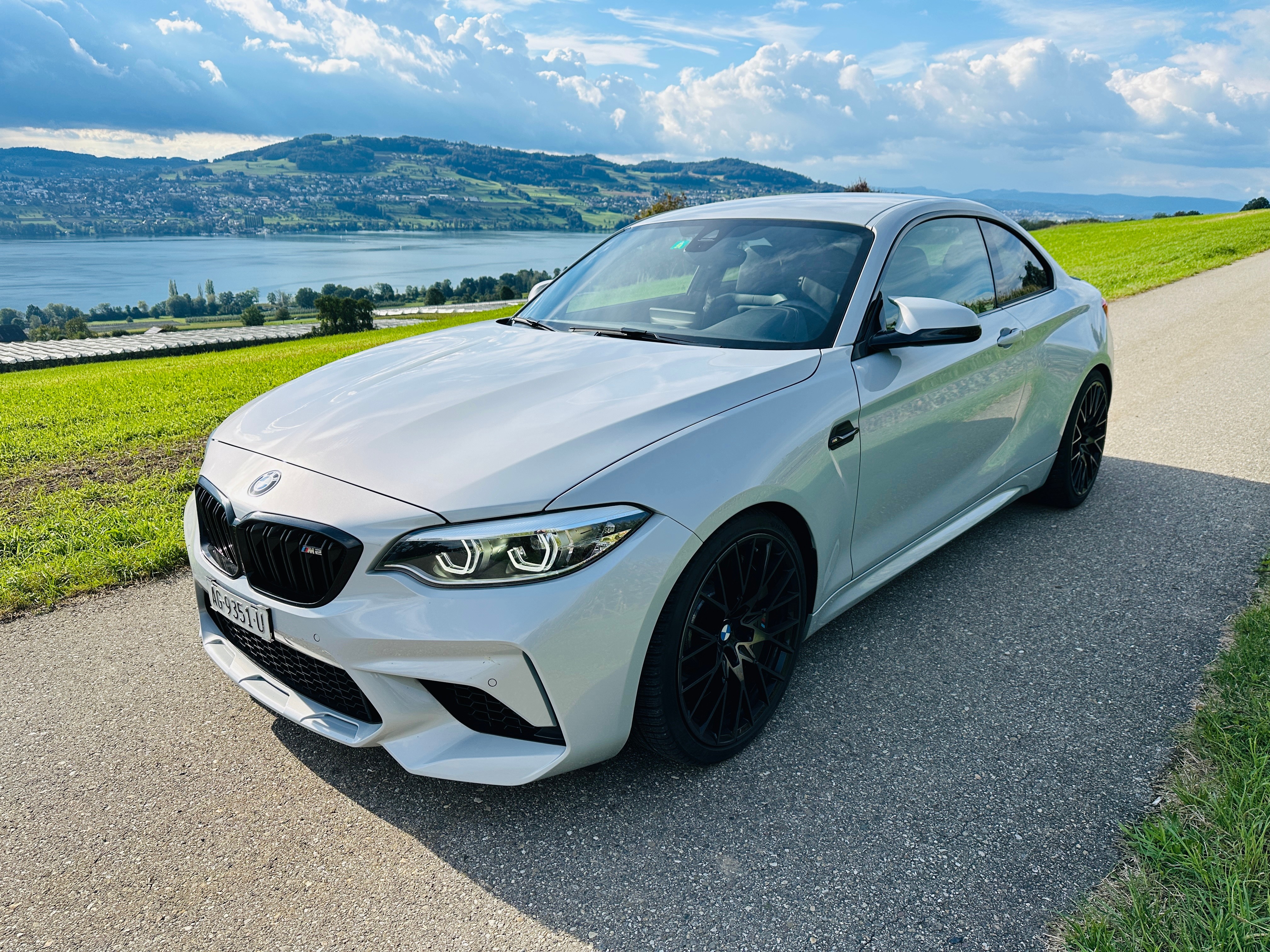 BMW M2 Competition Drivelogic