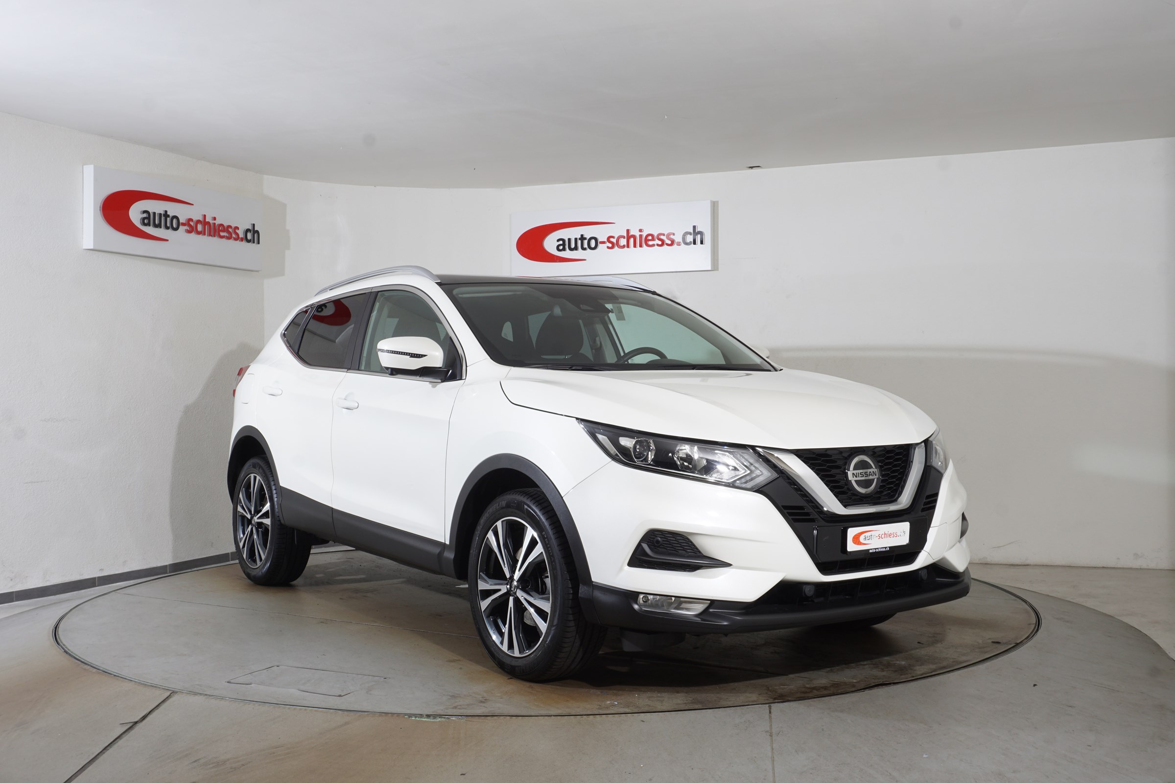 NISSAN QASHQAI 1.3 DIG-T N-Connecta DCT