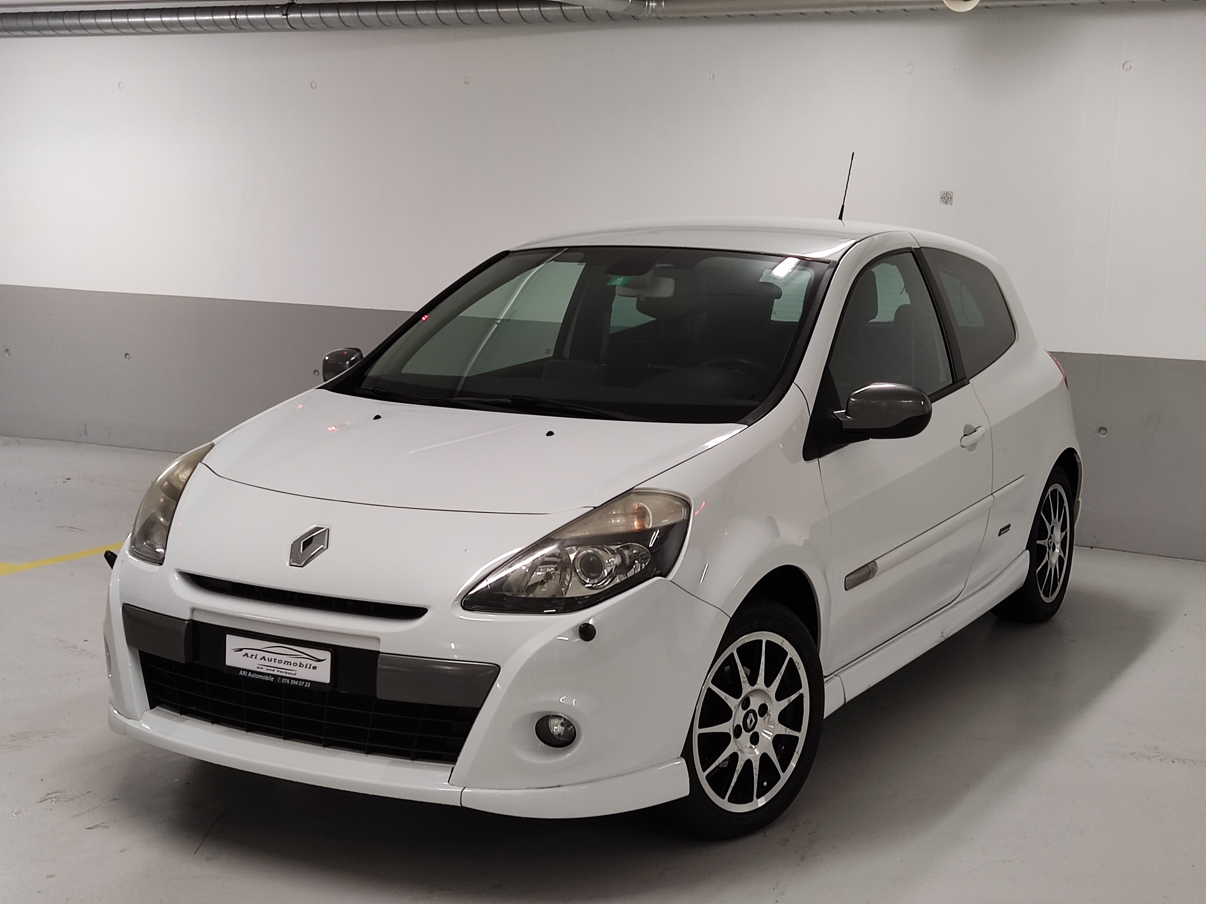 RENAULT Clio 1.6 16V Gordini GT