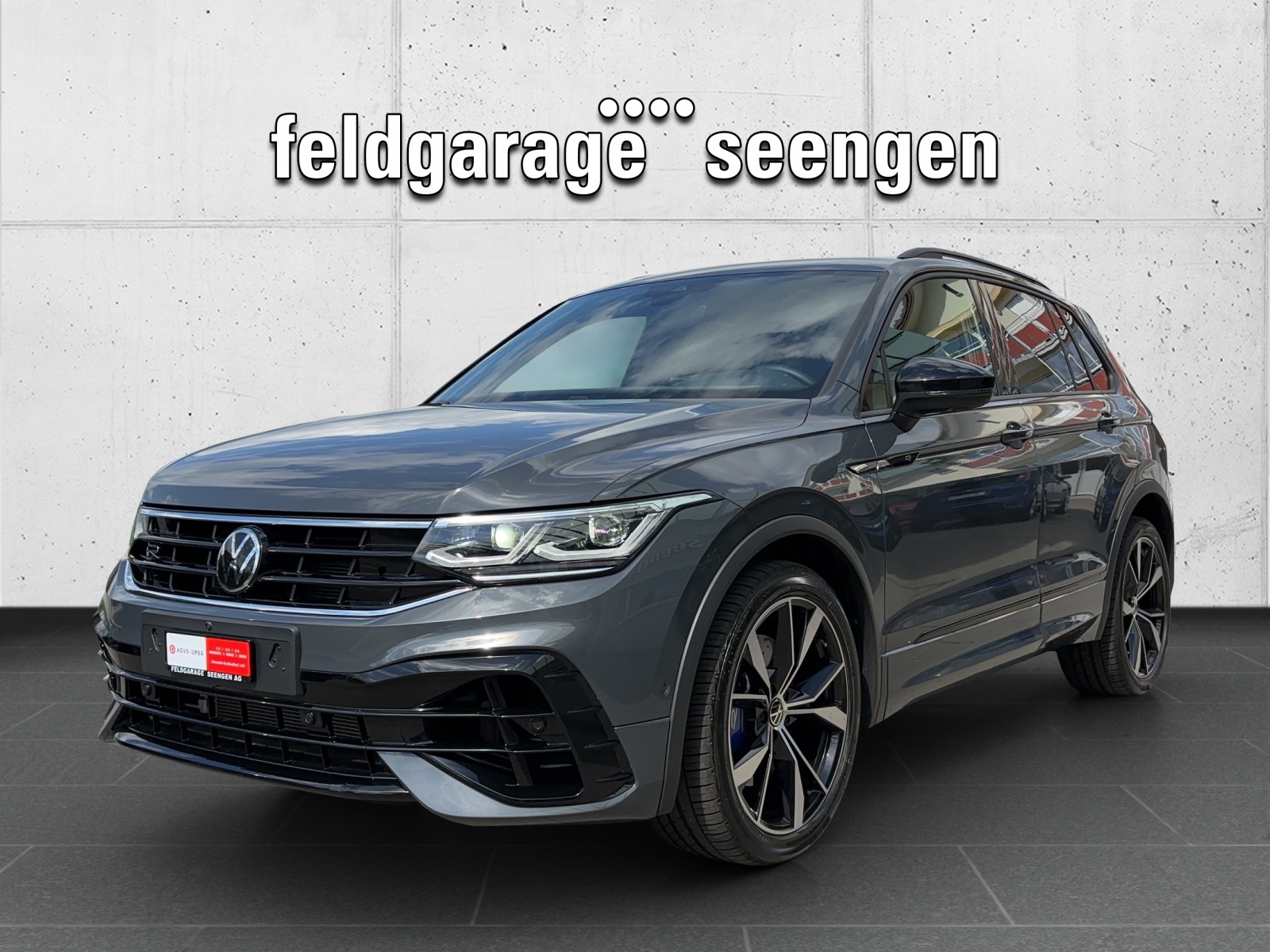 VW Tiguan 2.0TSI R 4Motion DSG mit Akrapovic Auspuffanlage & AHK