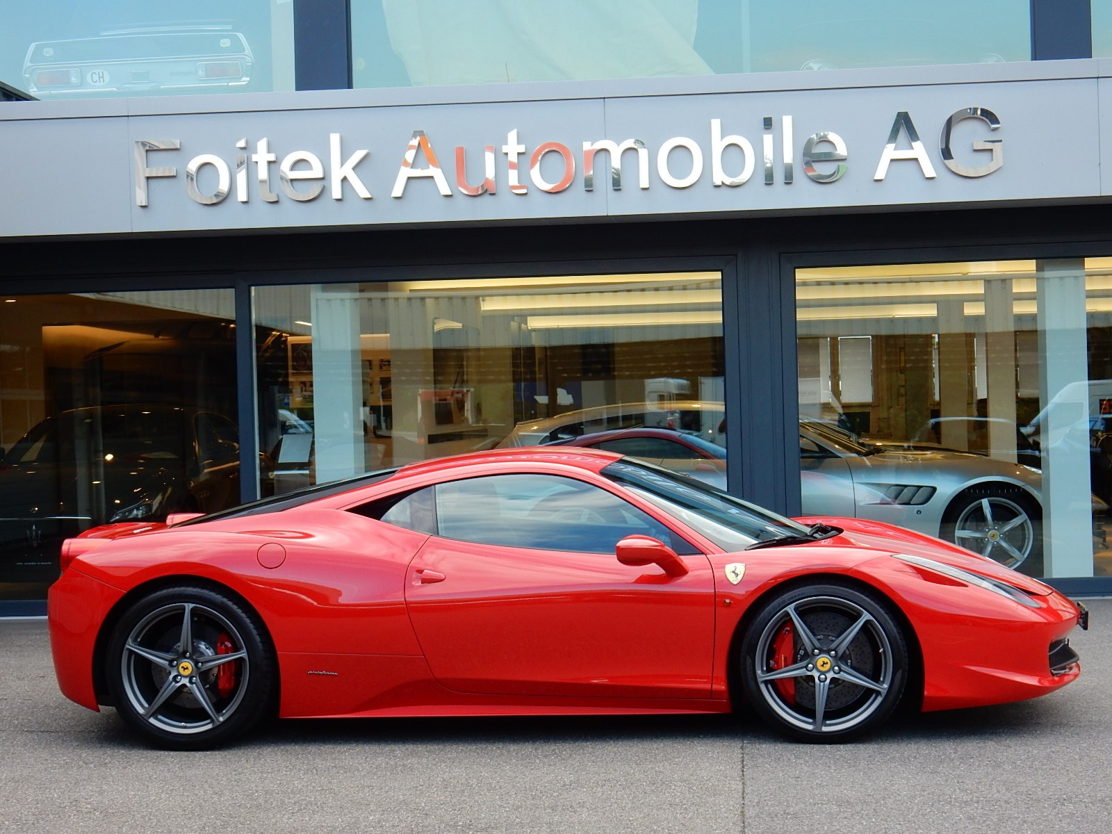 FERRARI 458 Italia 4.5 V8