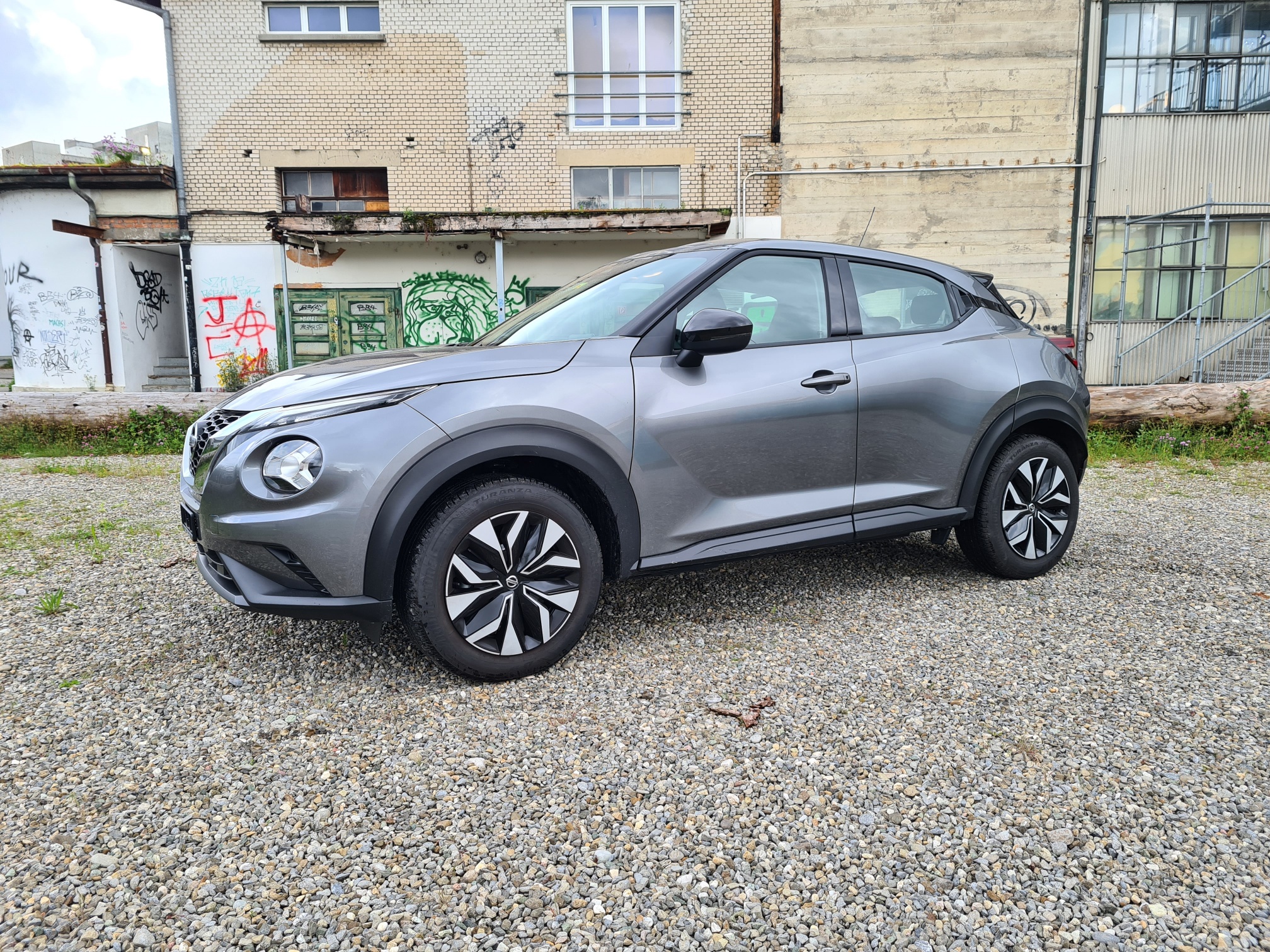 NISSAN Juke 1.0 DIG-T acenta DCT