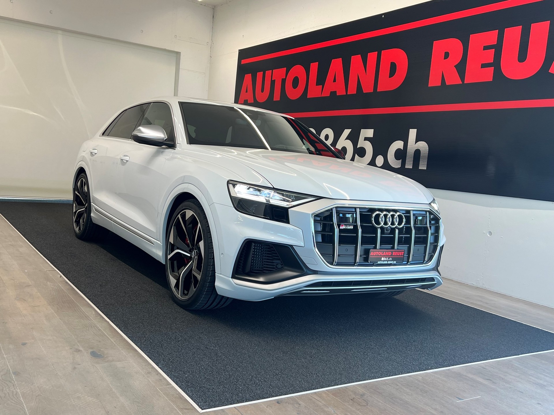 AUDI SQ8 TFSI quattro tiptronic