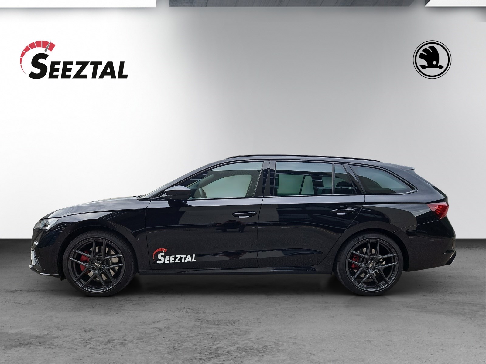 SKODA Octavia Combi 2.0 TSI DSG RS