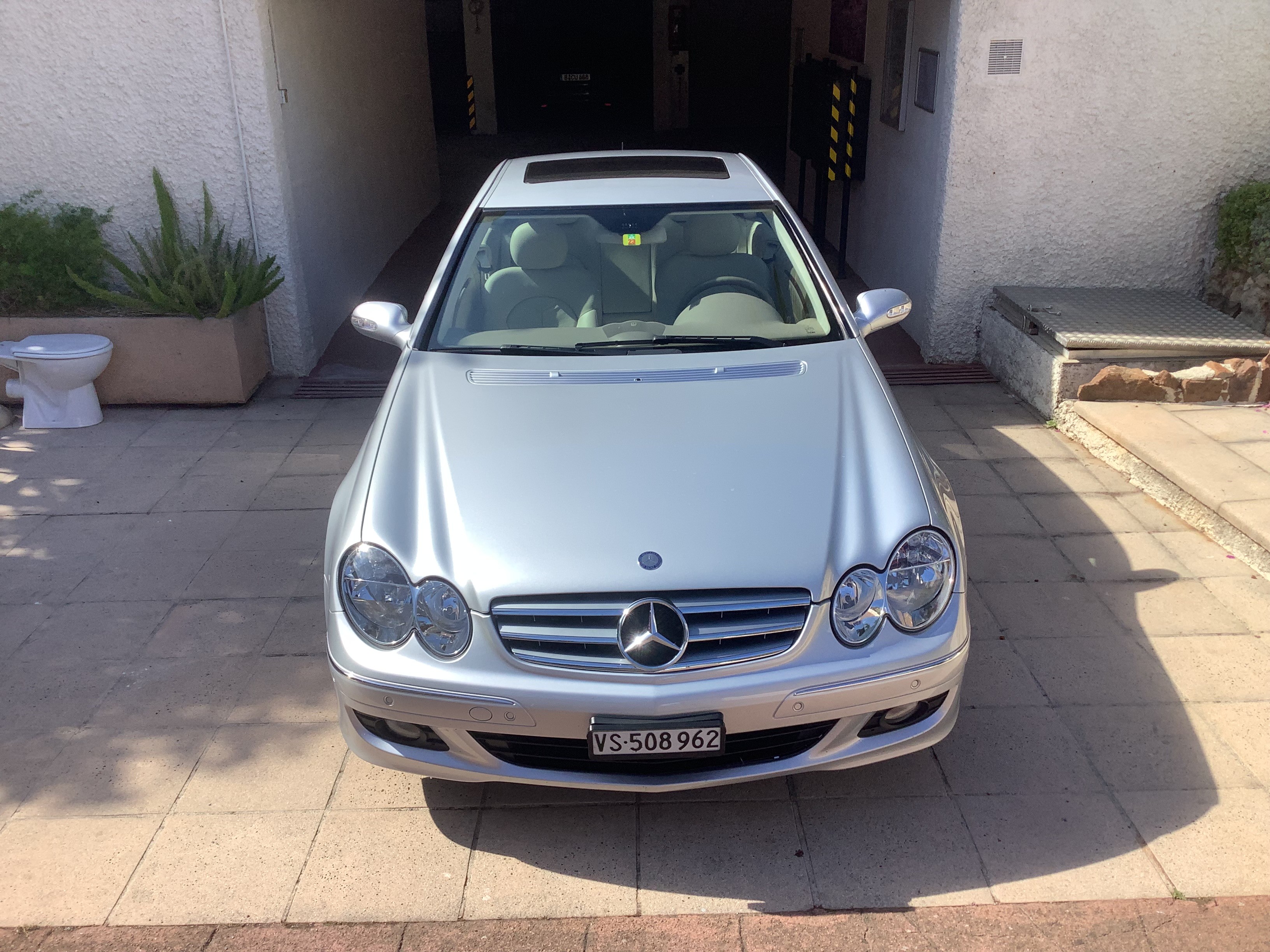 MERCEDES-BENZ CLK