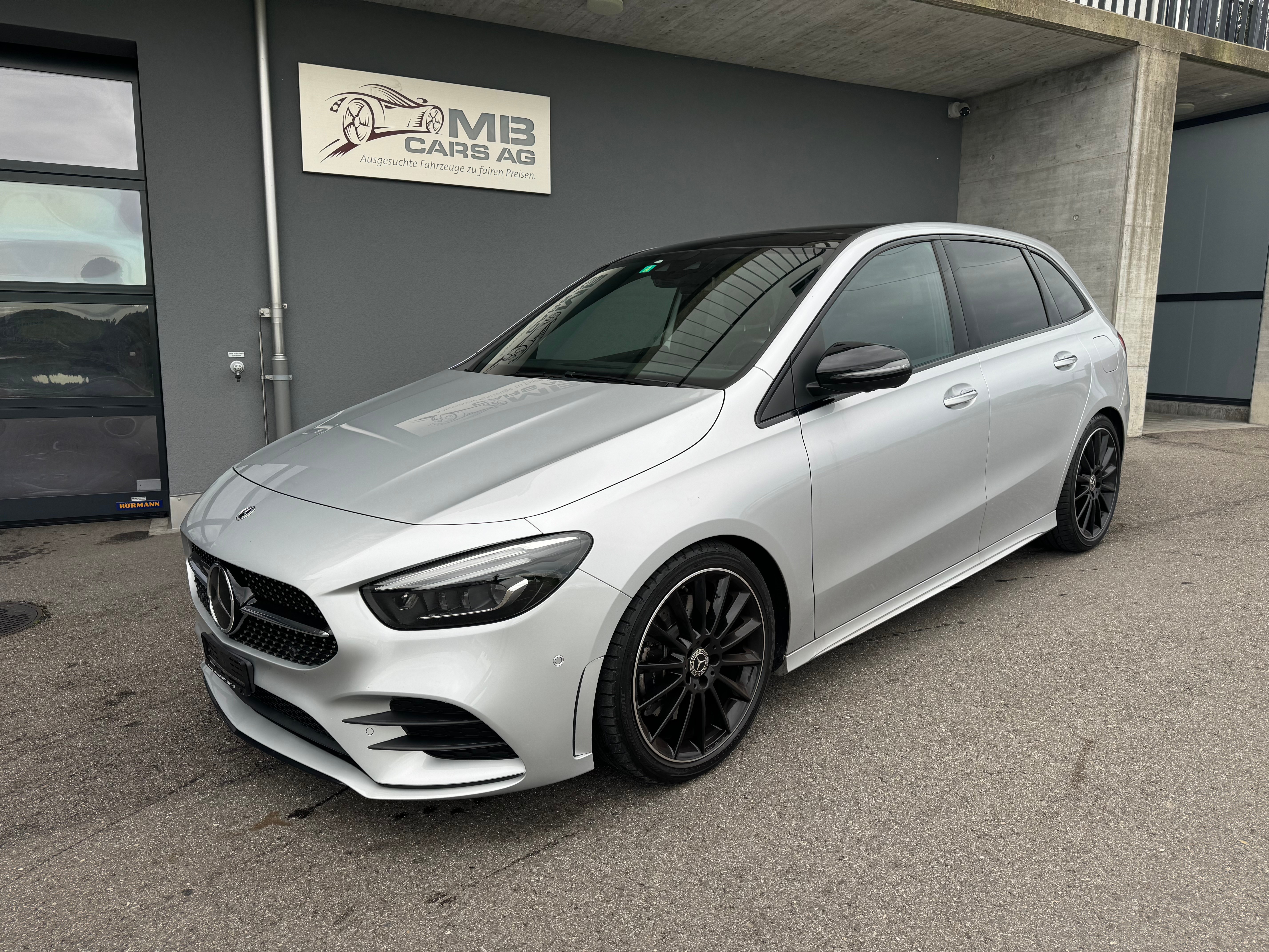 MERCEDES-BENZ B 250 4Matic AMG Line