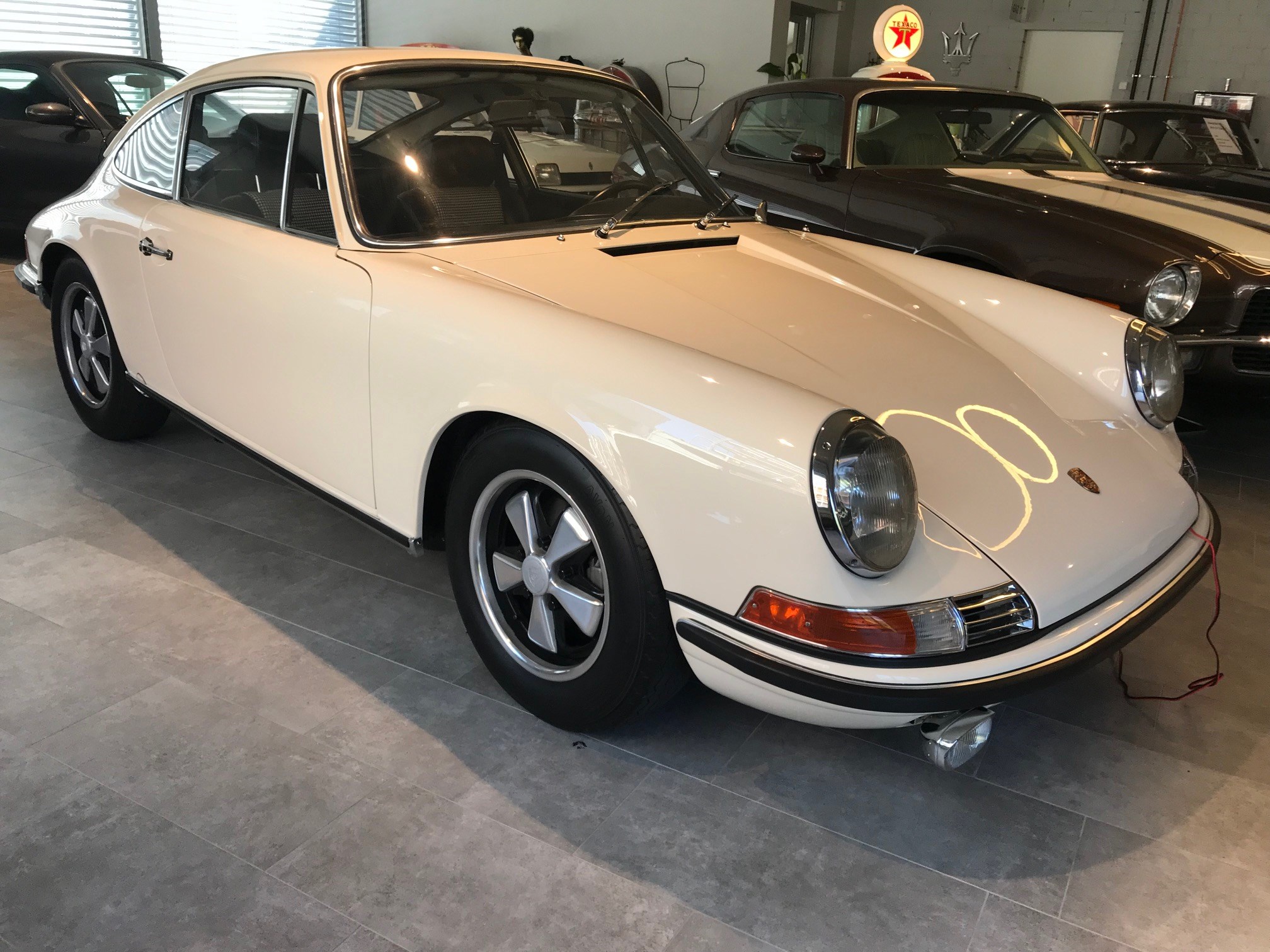 PORSCHE 911 2.2 S