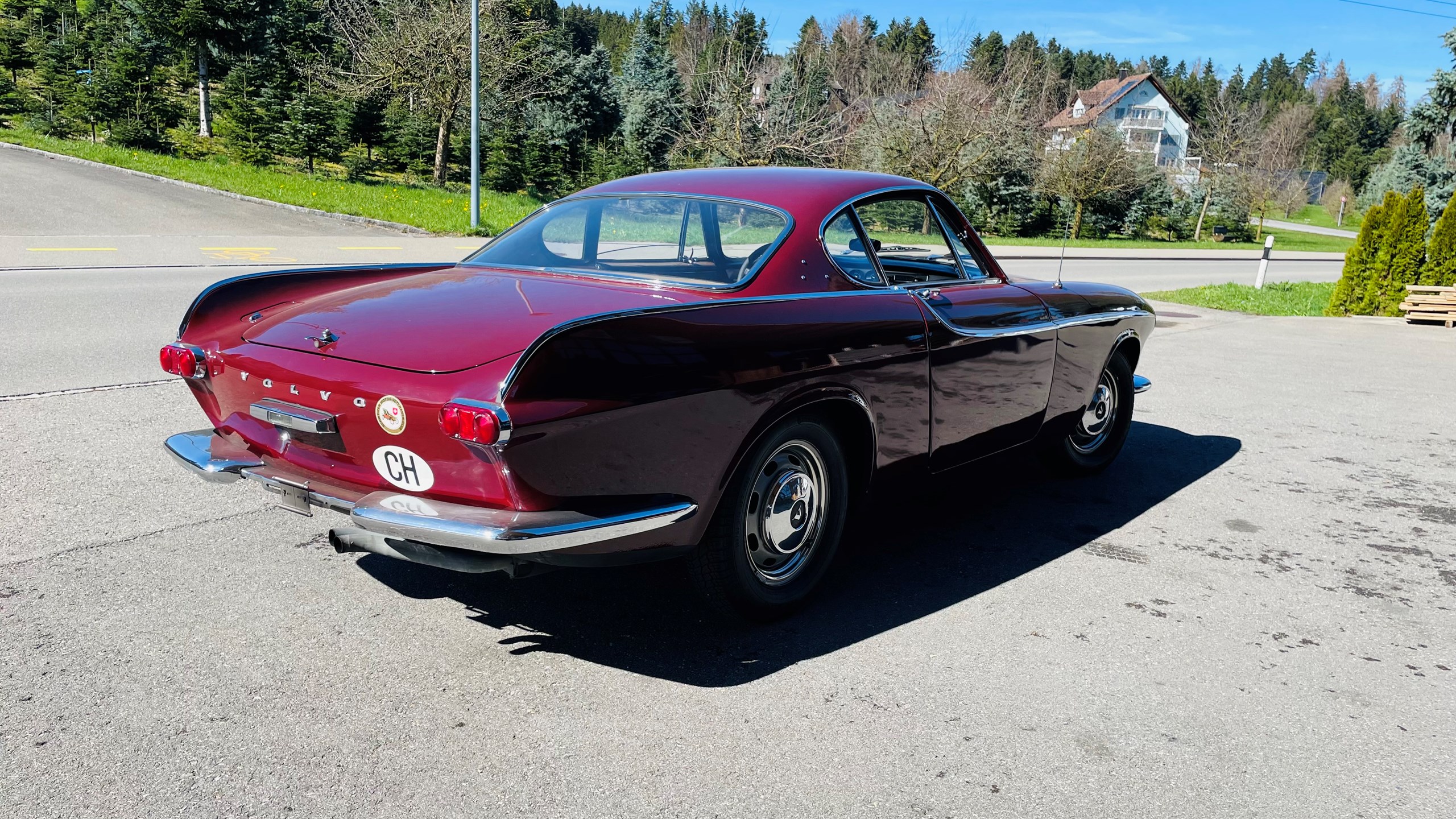 VOLVO P1800