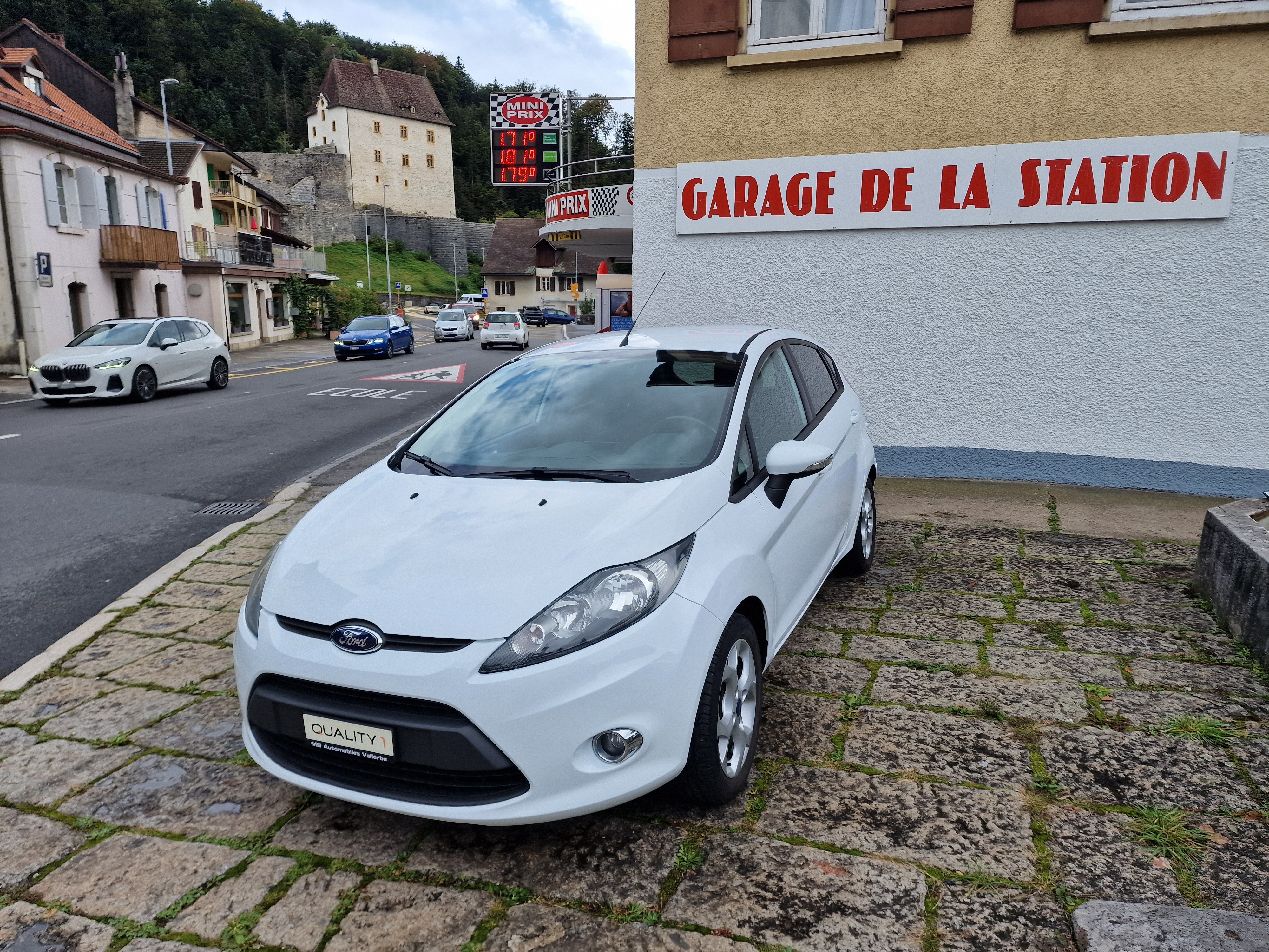 FORD Fiesta 1.4 16V Titanium