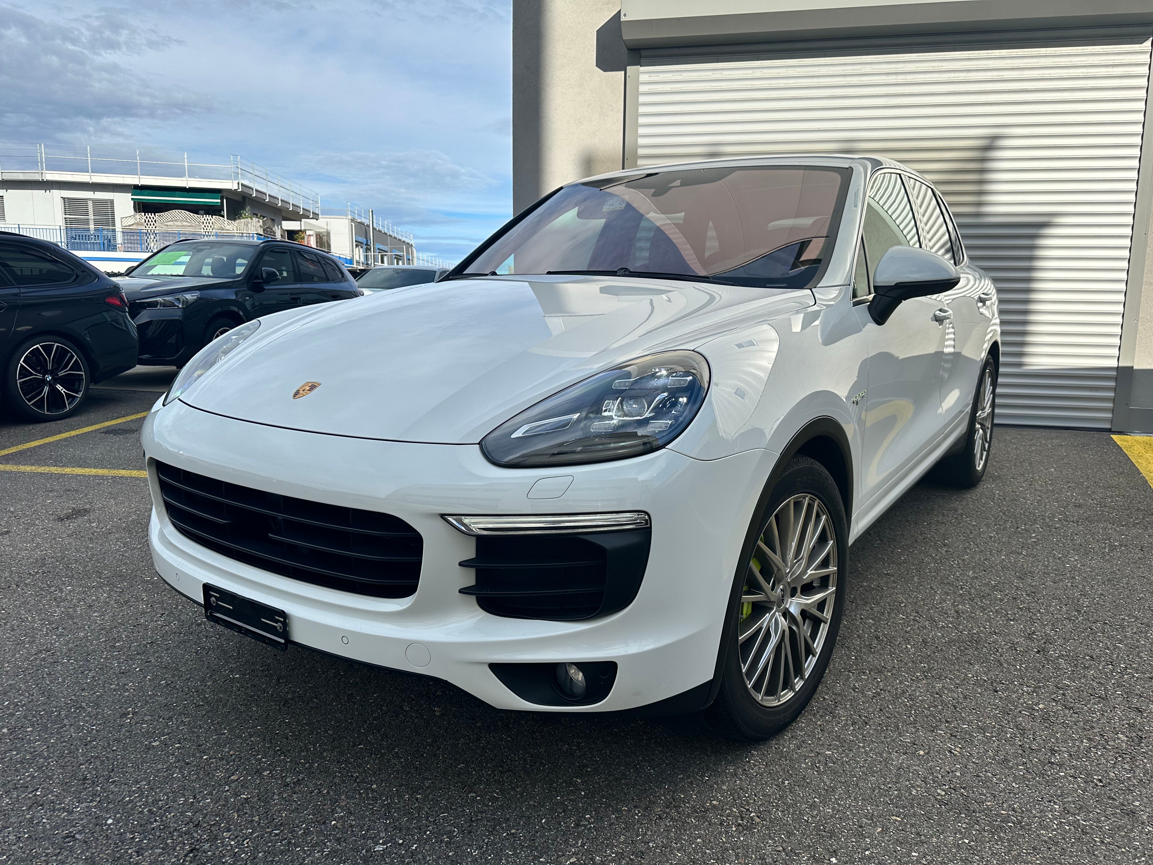 PORSCHE Cayenne S E-Hybrid