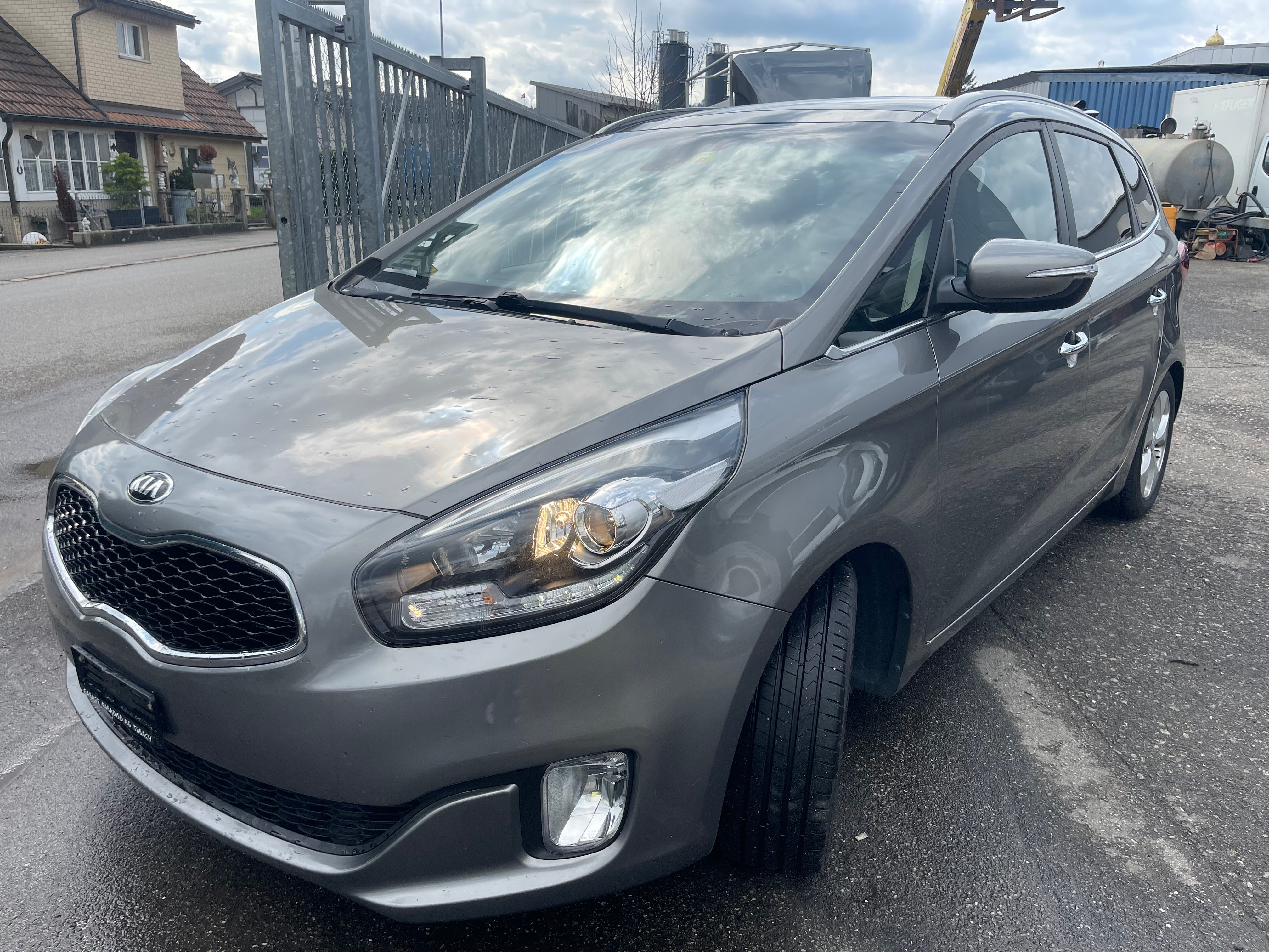 KIA Carens 1.7 CRDi Swiss Eco Edition DCT