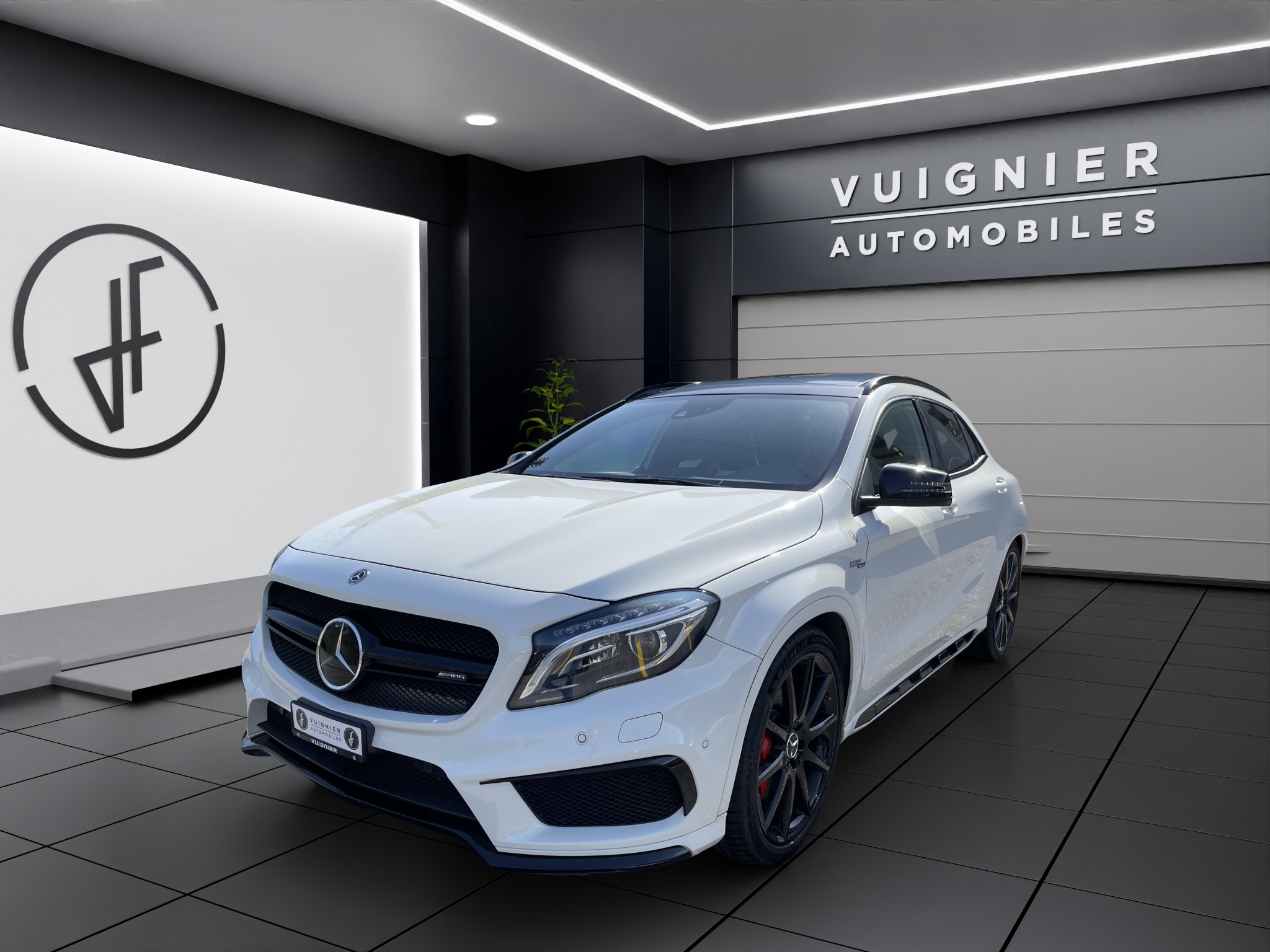 MERCEDES-BENZ GLA 45 AMG 4Matic 7G-DCT