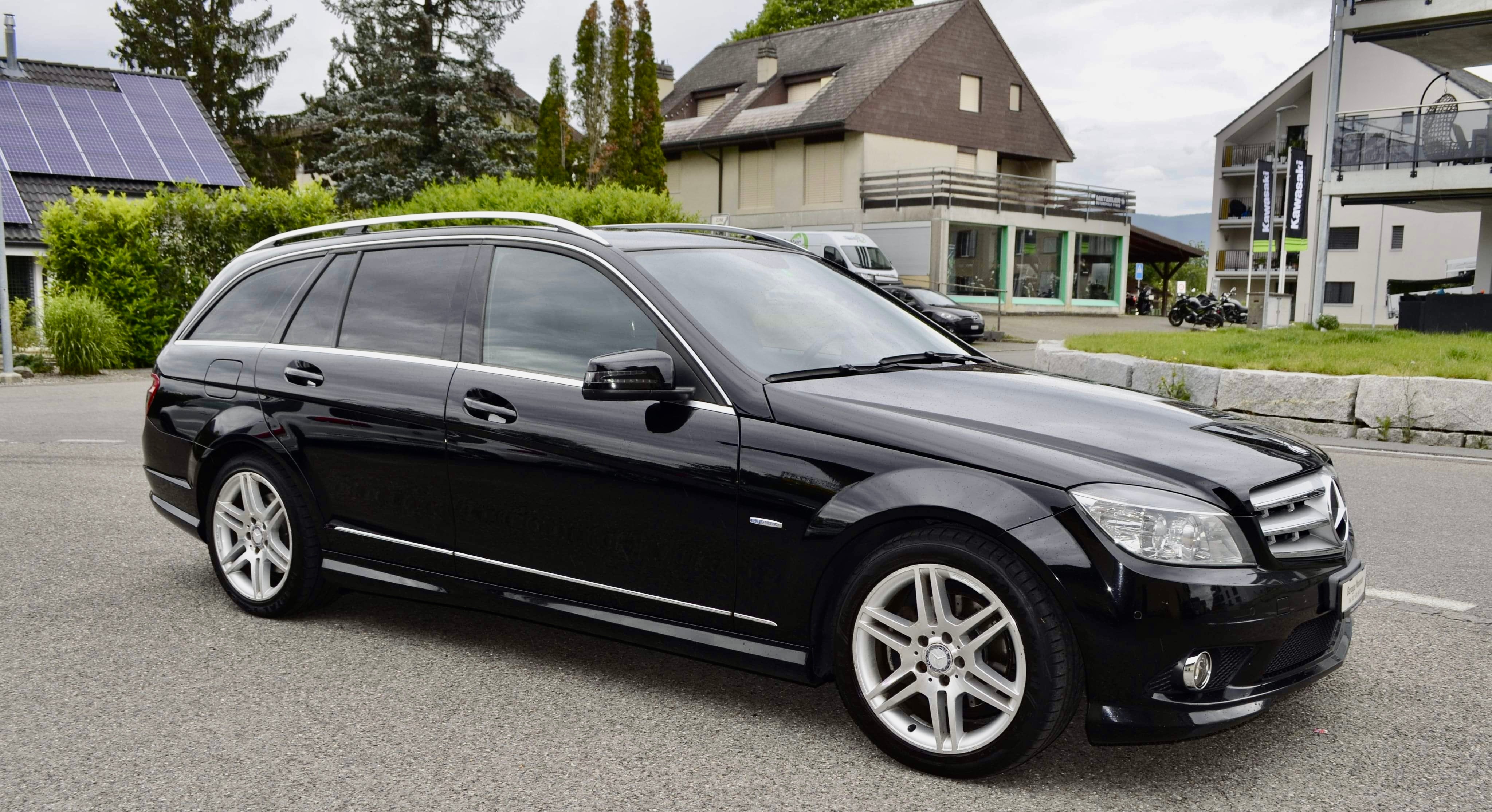 MERCEDES-BENZ C 180 CGI BlueEfficiency Avantgarde Automatic