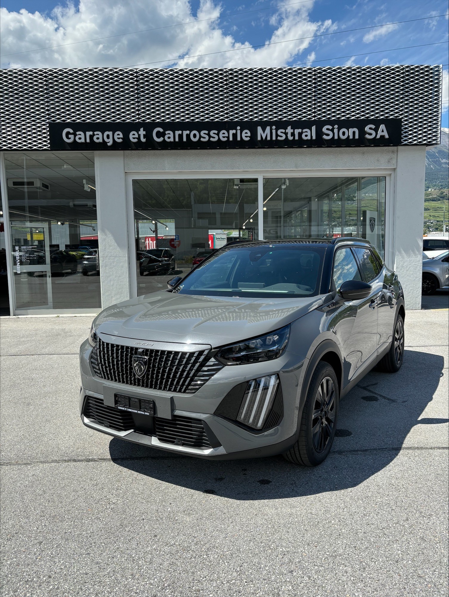 PEUGEOT 2008 1.2 GT