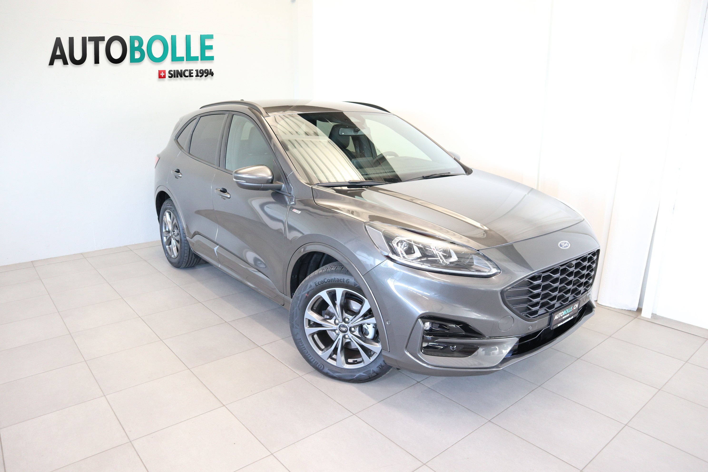 FORD Kuga 2.5 FHEV ST-Line X 4WD