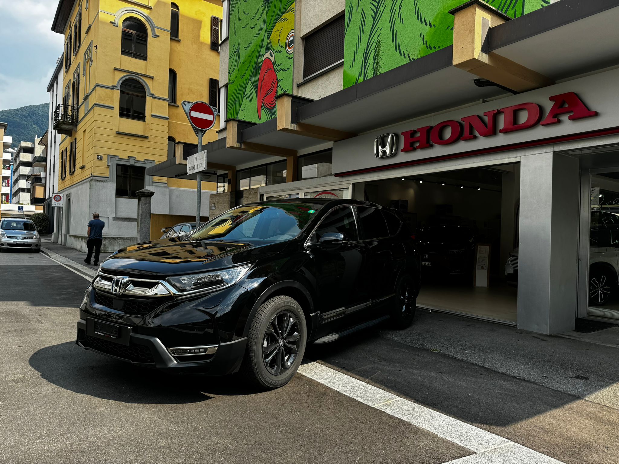 HONDA CR-V 2.0i MMD Hybrid Executive Black Edition 4WD Automatic