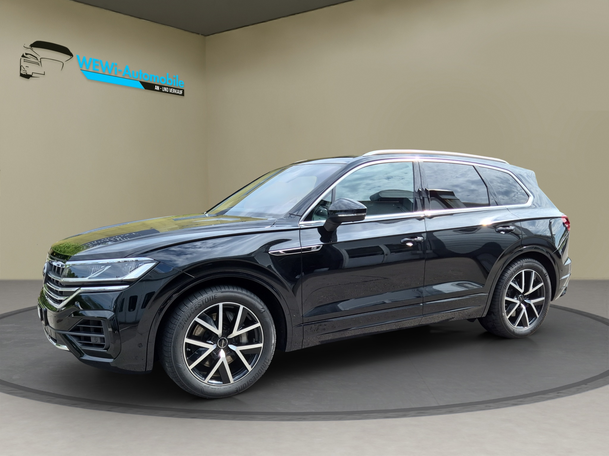 VW Touareg 3.0 TSI R-Line Tiptronic