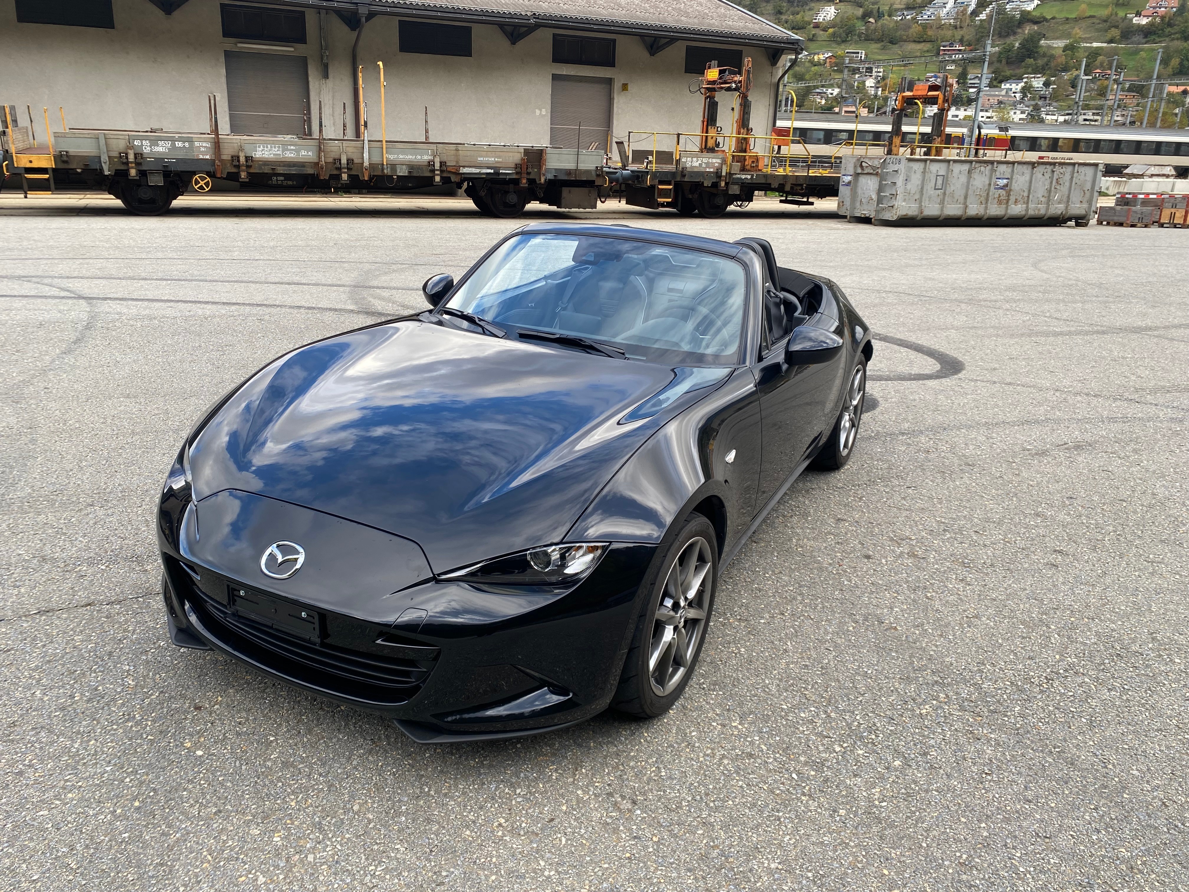 MAZDA MX-5 SKYACTIV-G 184 Revolution