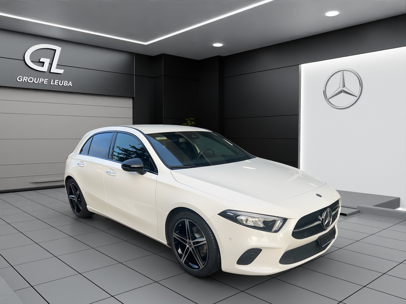 MERCEDES-BENZ A 180 Night Star