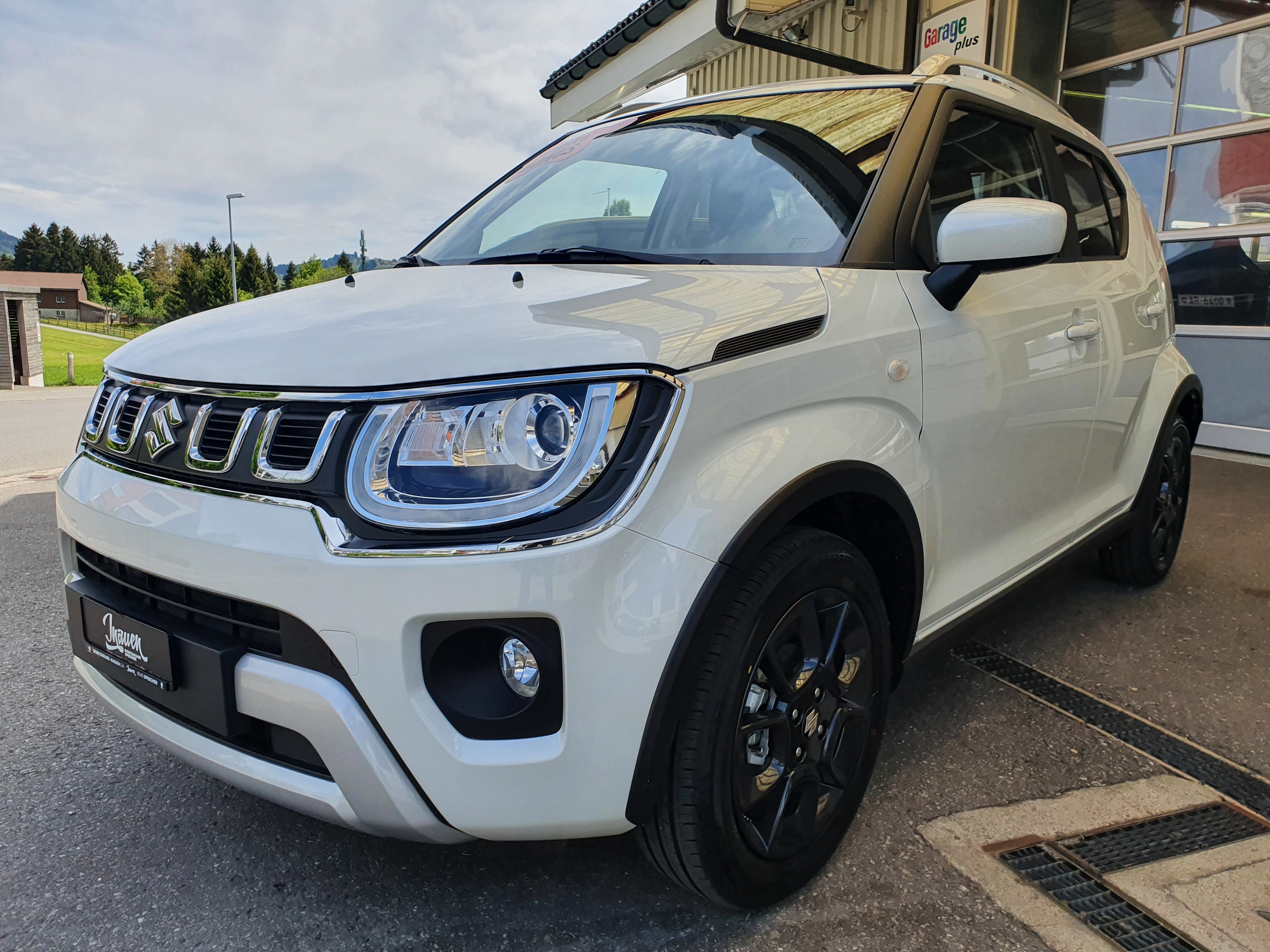 SUZUKI Ignis 1.2i Compact+ Hybrid 4x4