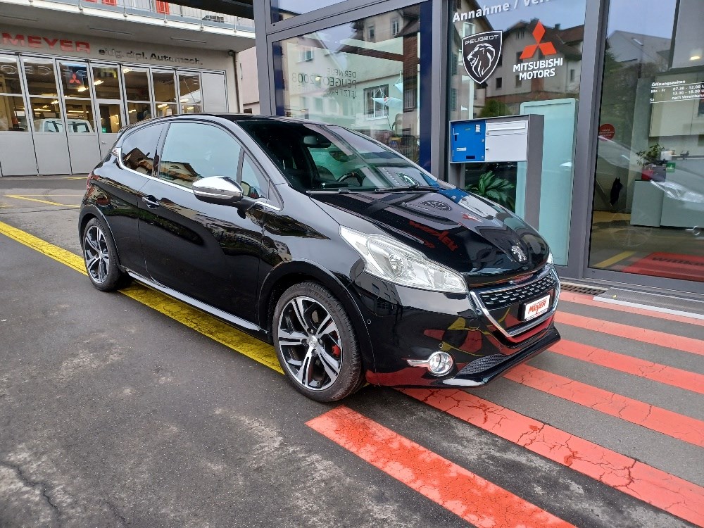 PEUGEOT 208 1.6 Turbo GTi