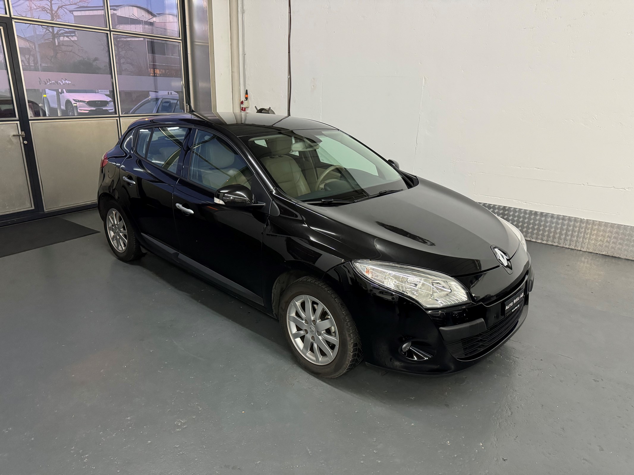 RENAULT Mégane 2.0 16V Privilège CVT