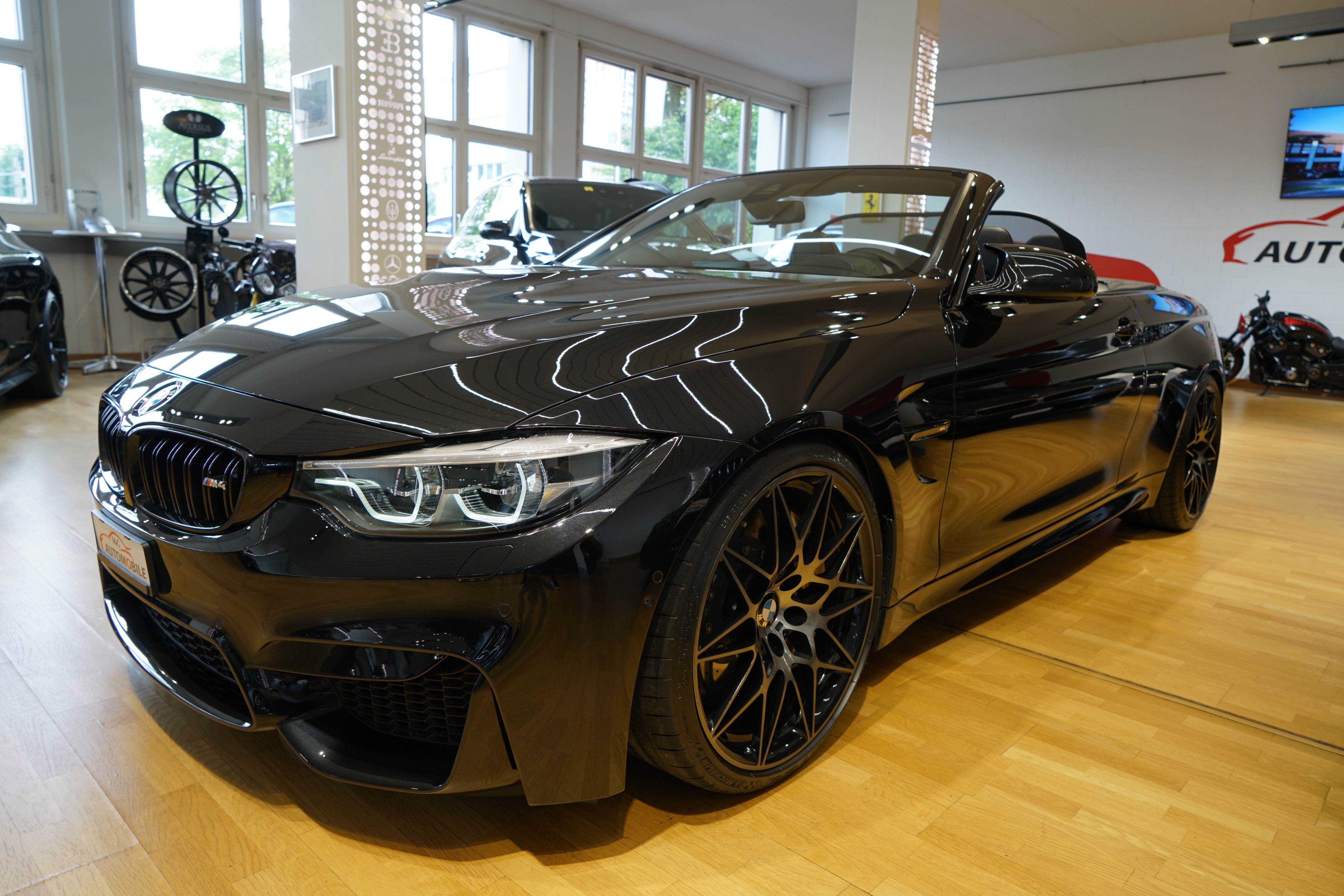 BMW M4 Cabriolet Competition DKG Carbon Keramik