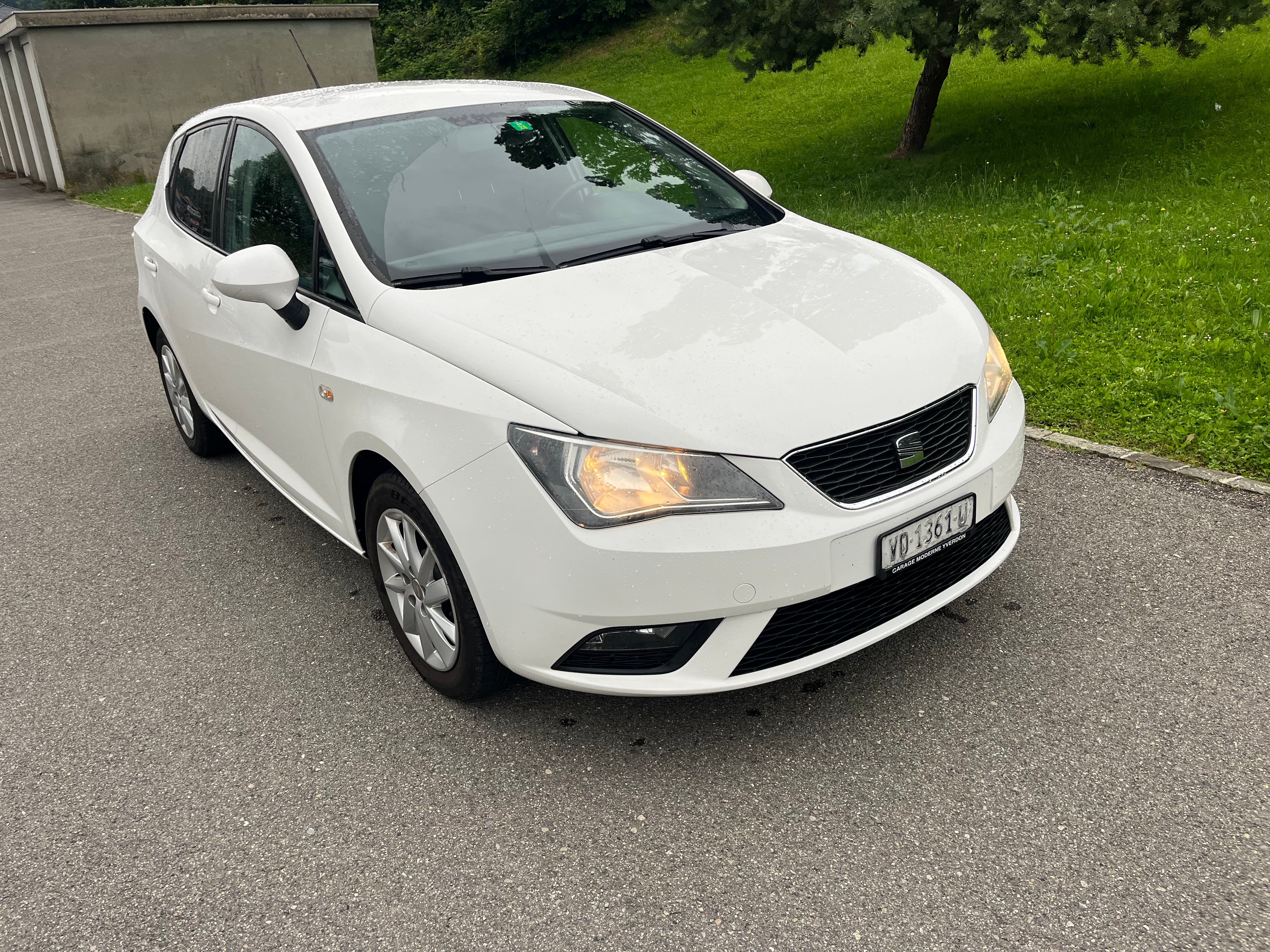 SEAT IBIZA