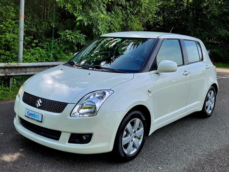 SUZUKI Swift 1.3i 16V GL Top